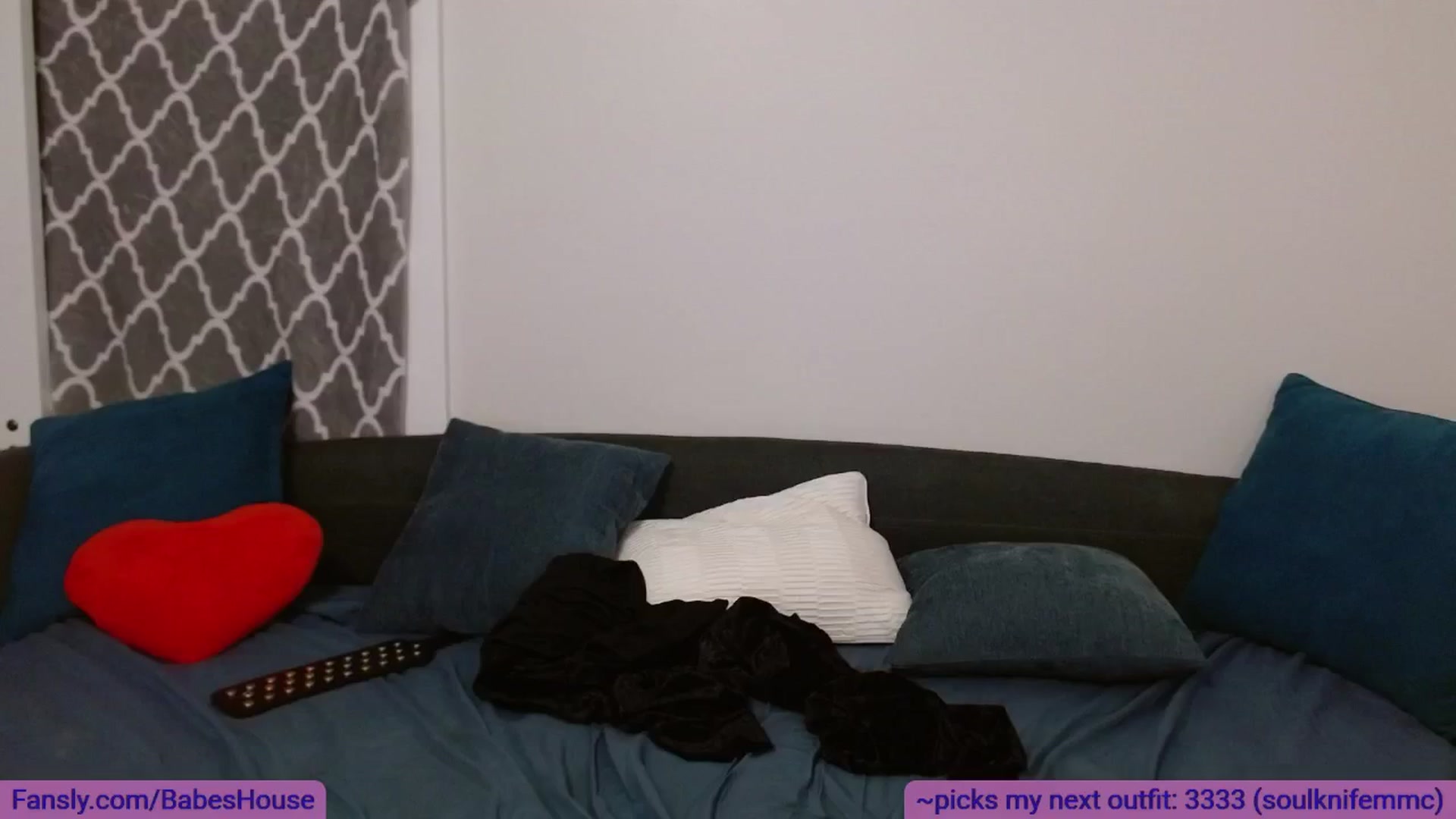 Gallery image thumbnail from BabesHouse's myfreecams stream on, 01/25/2025, 05:57 image 17 of 20