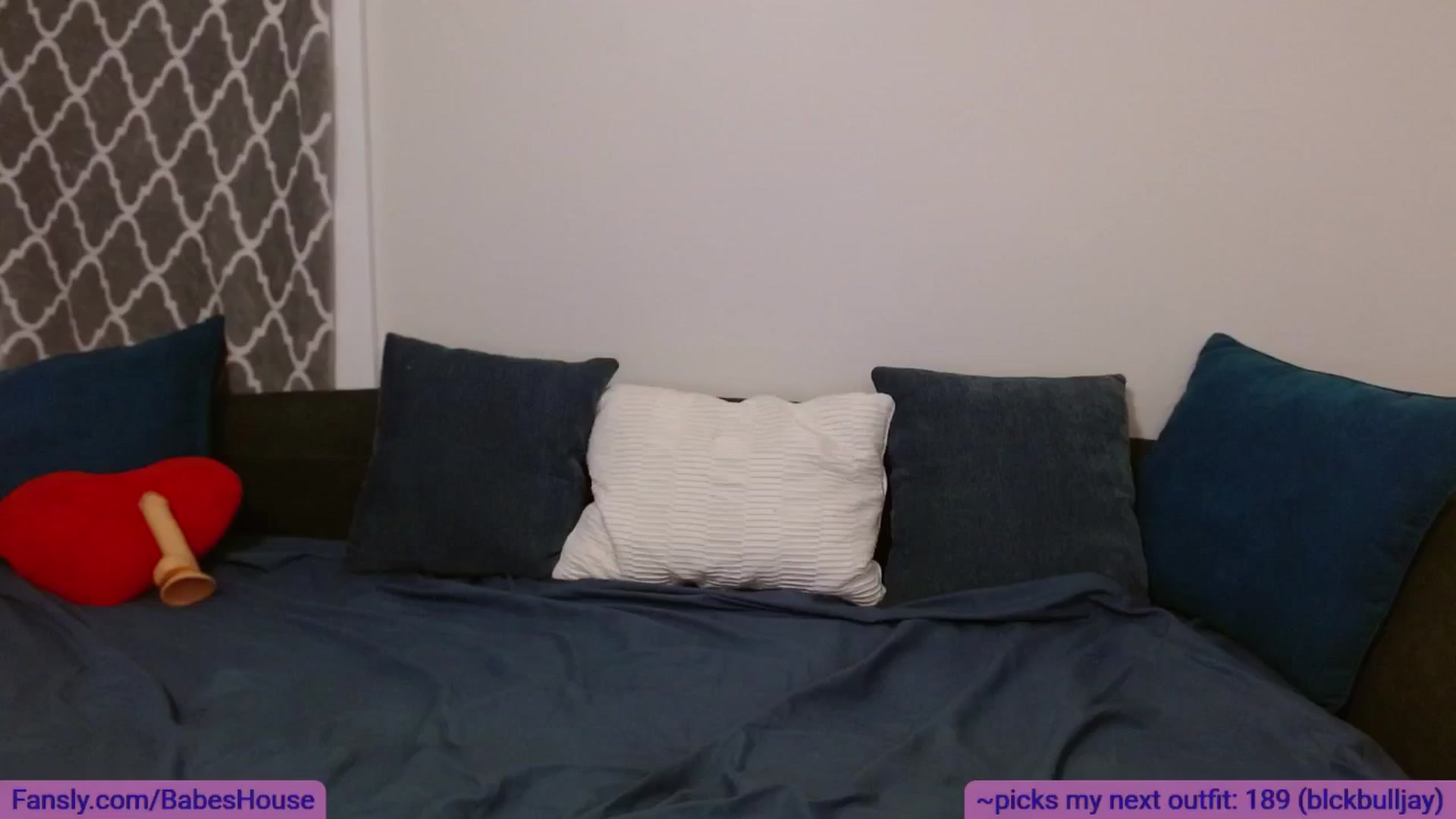 Gallery image thumbnail from BabesHouse's myfreecams stream on, 01/26/2025, 03:04 image 6 of 20