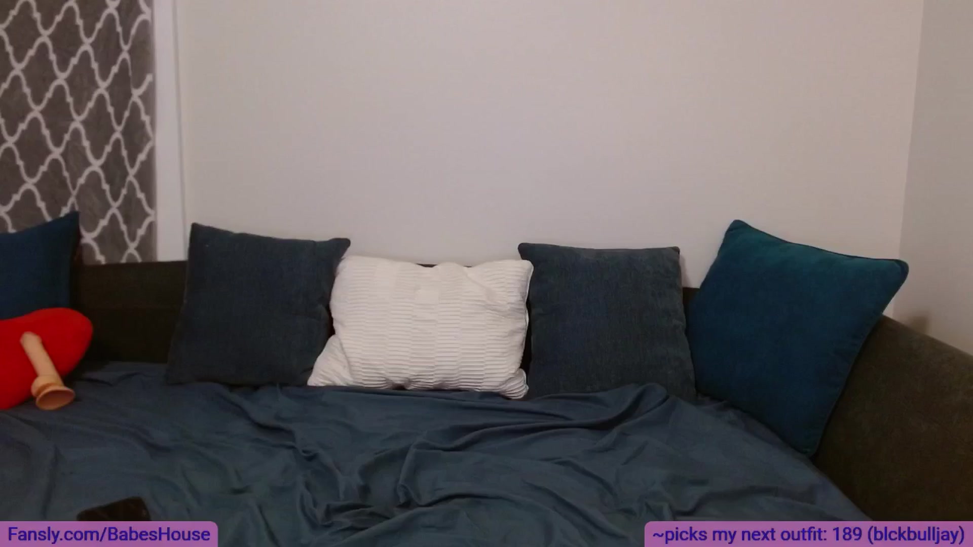 Gallery image thumbnail from BabesHouse's myfreecams stream on, 01/26/2025, 03:04 image 14 of 20