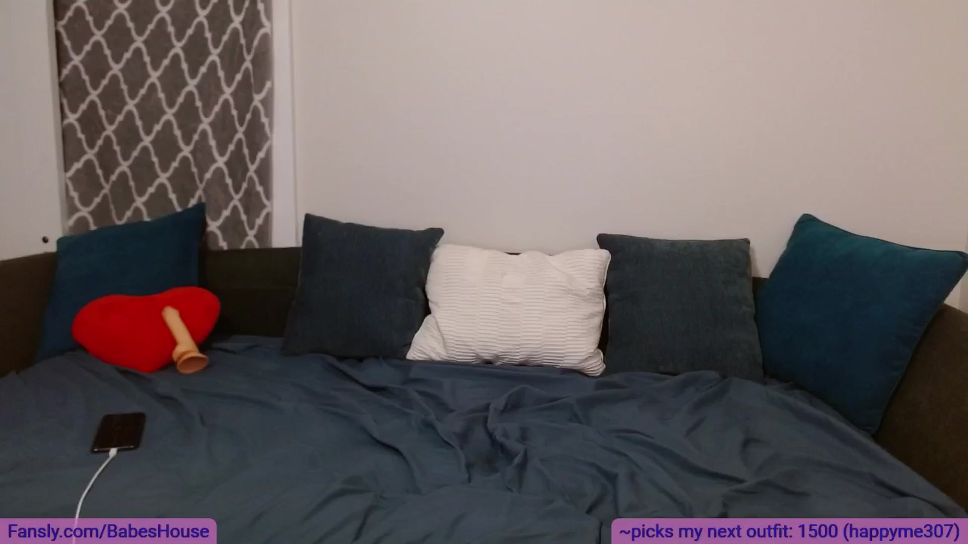 Gallery image thumbnail from BabesHouse's myfreecams stream on, 01/26/2025, 04:07 image 13 of 20