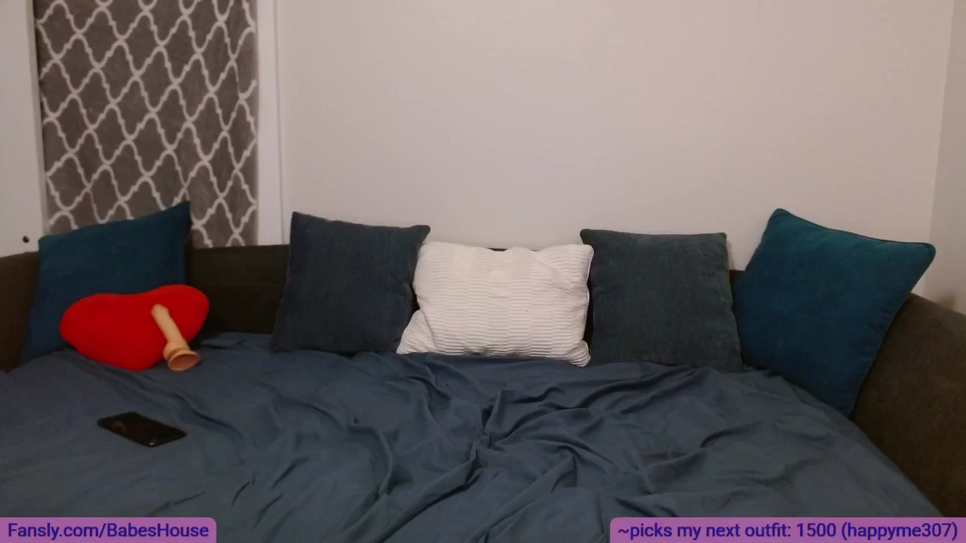 Gallery image thumbnail from BabesHouse's myfreecams stream on, 01/26/2025, 04:44 image 3 of 20