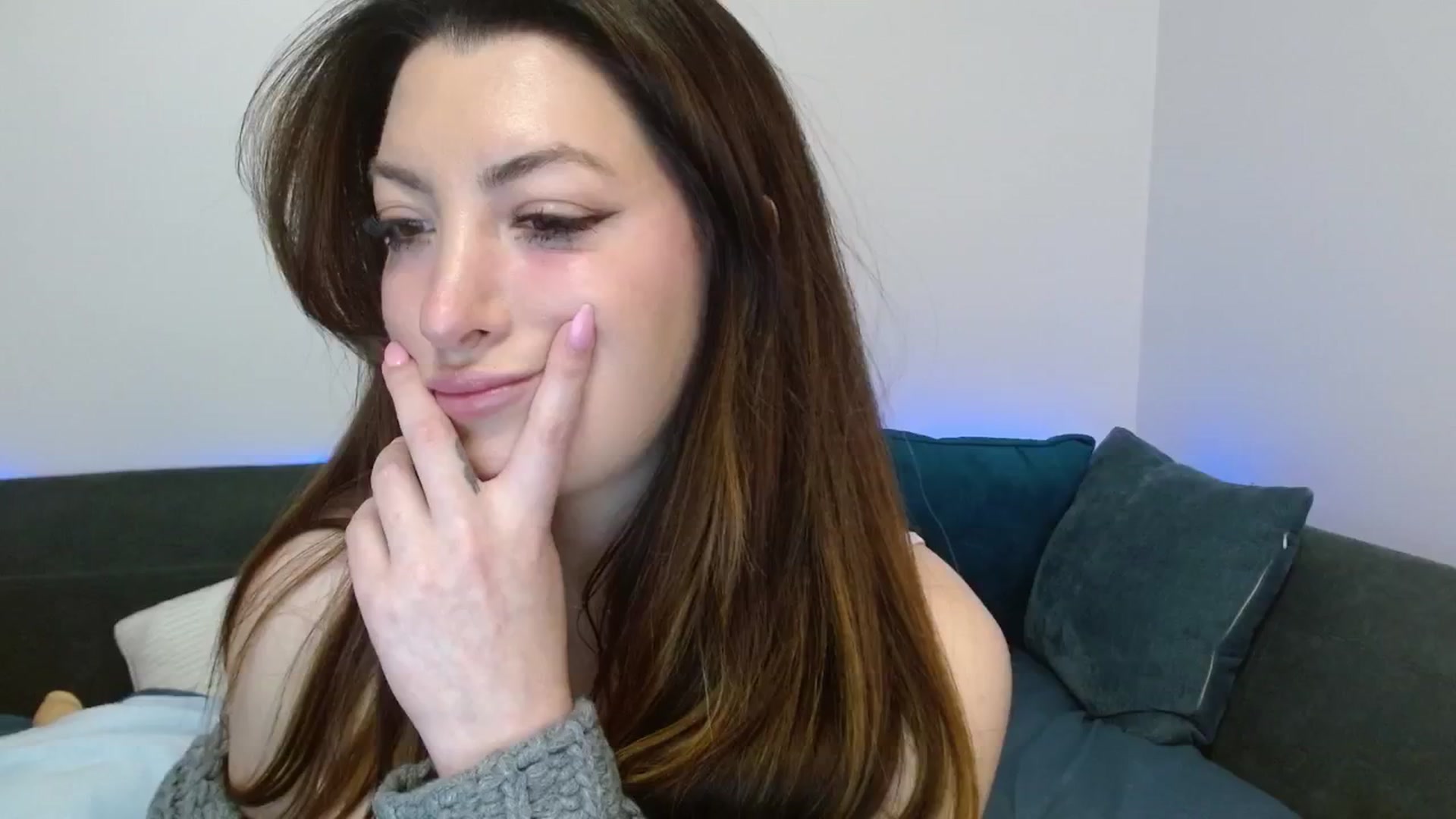 Gallery image thumbnail from BabesHouse's myfreecams stream on, 02/21/2025, 23:49 image 12 of 20