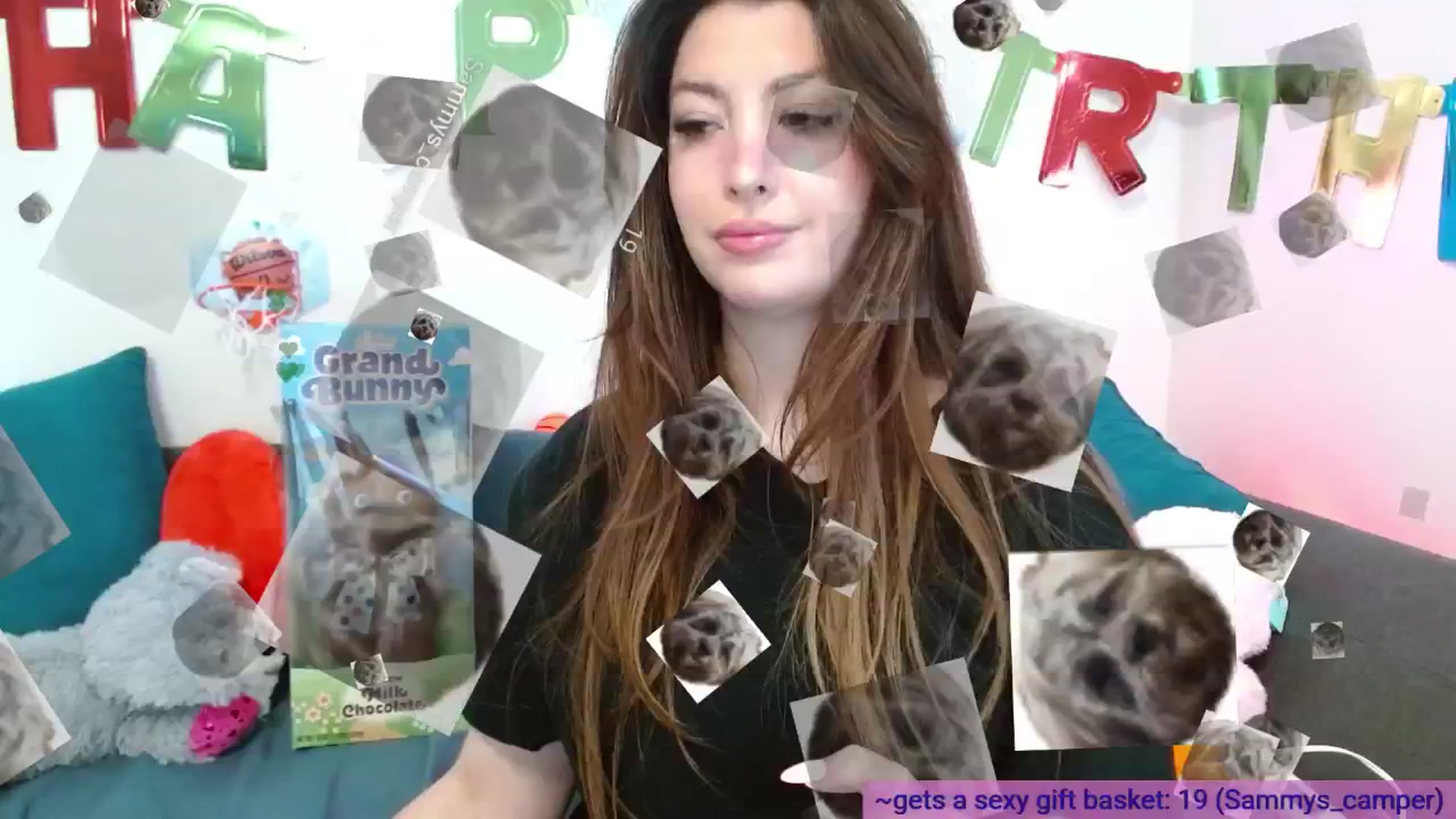 Gallery image thumbnail from BabesHouse's myfreecams stream on, 05/03/2025, 17:52 image 15 of 20