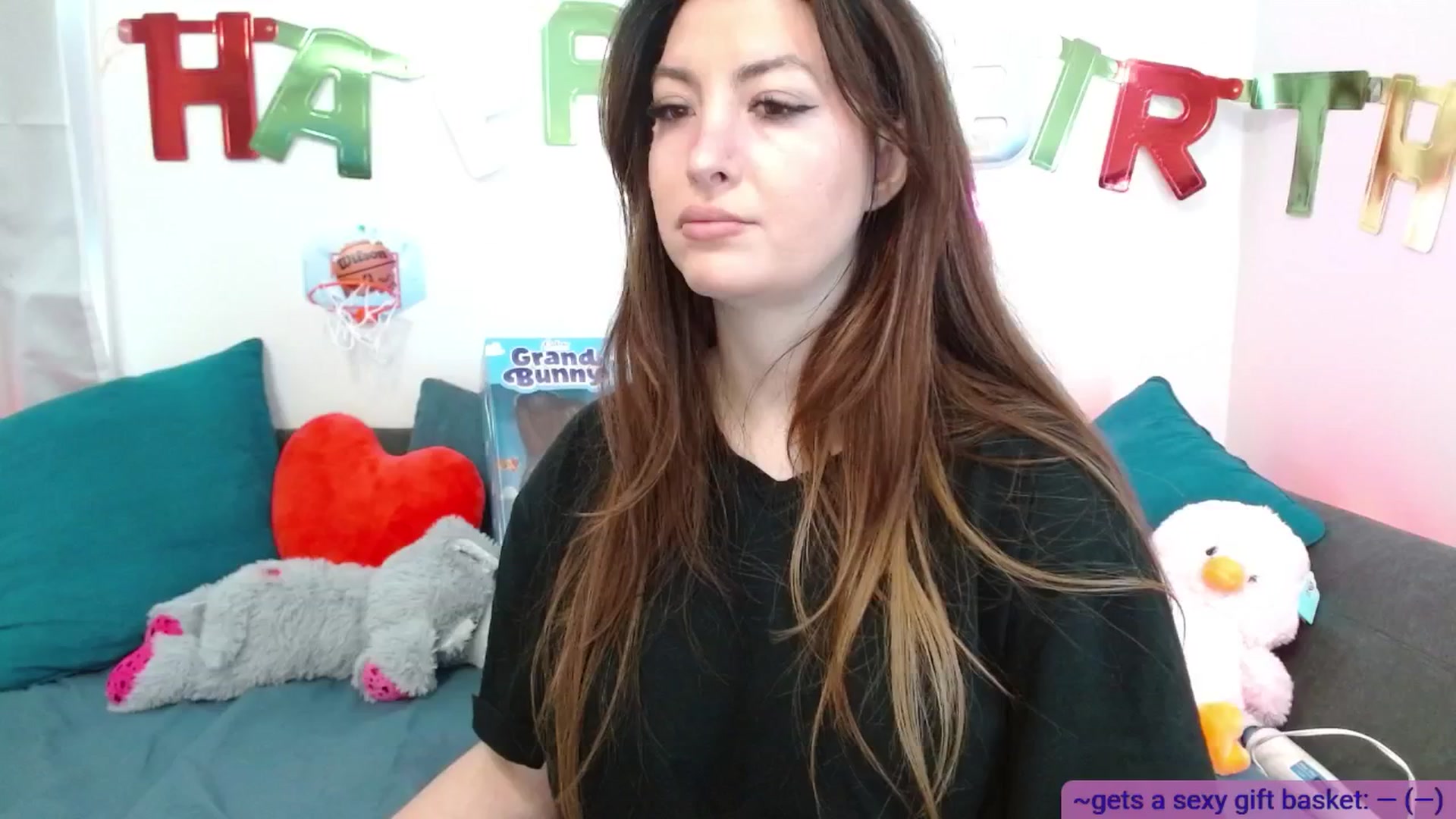 Gallery image thumbnail from BabesHouse's myfreecams stream on, 05/03/2025, 17:52 image 6 of 20