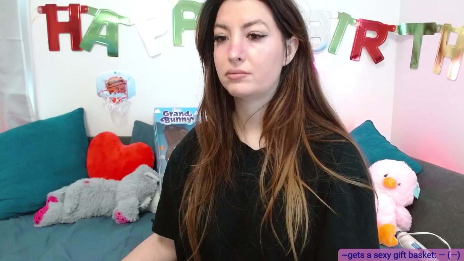 Gallery image thumbnail from BabesHouse's myfreecams stream on, 05/03/2025, 17:52 image 3 of 20