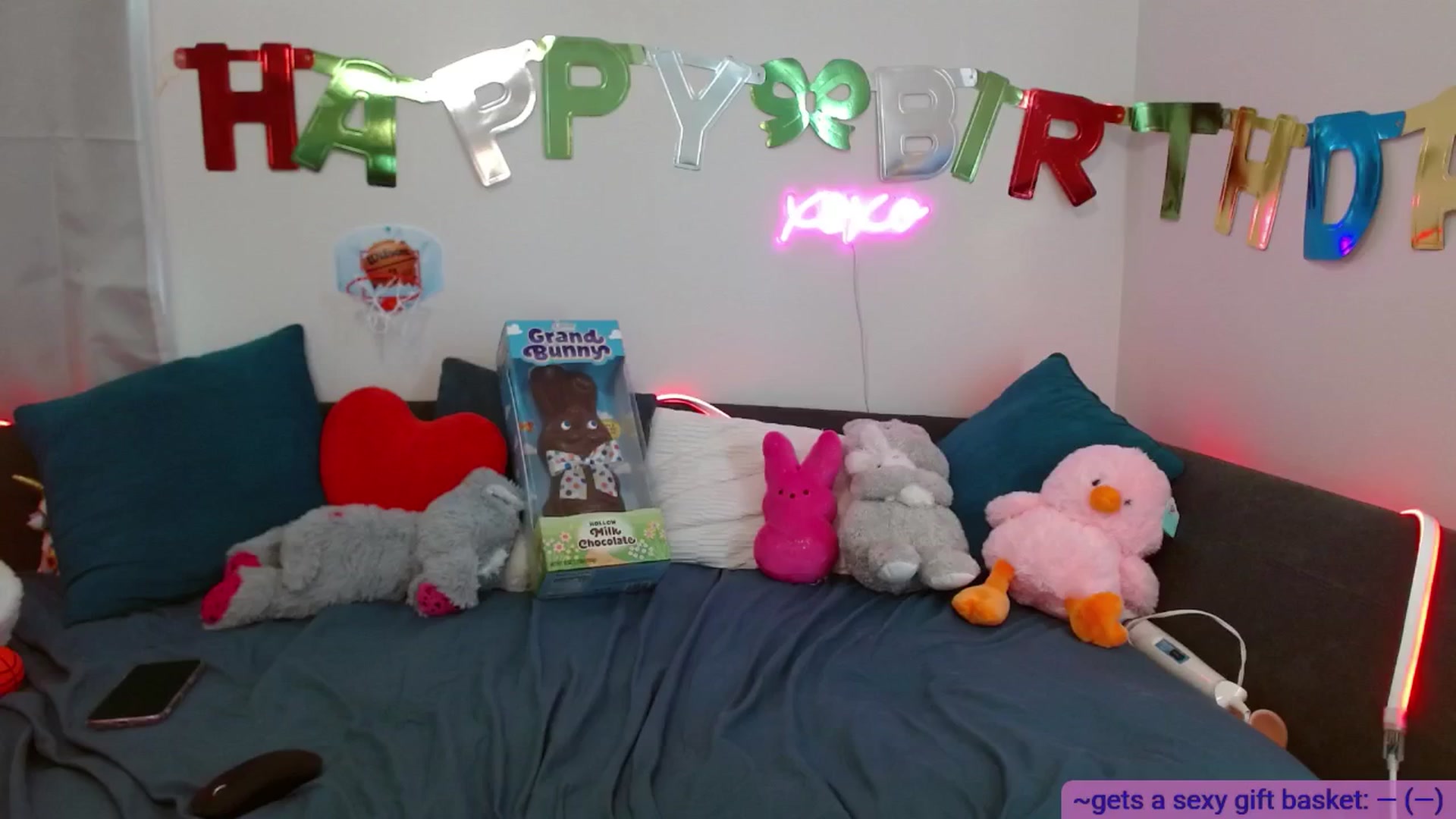 Gallery image thumbnail from BabesHouse's myfreecams stream on, 05/03/2025, 17:52 image 8 of 20