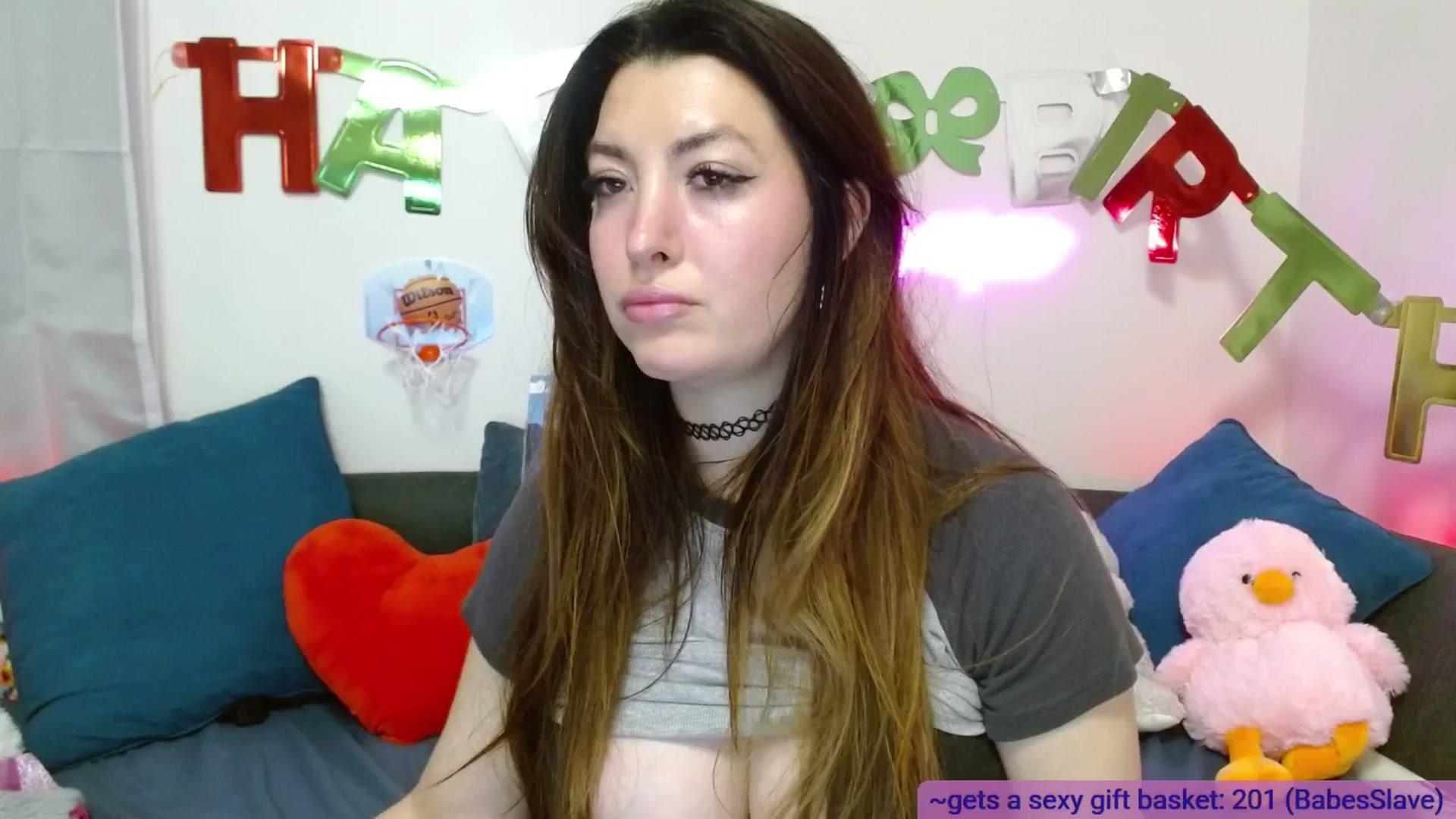 Gallery image thumbnail from BabesHouse's myfreecams stream on, 05/04/2025, 01:51 image 15 of 20