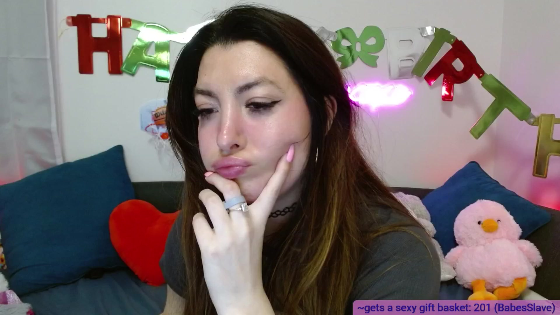 Gallery image thumbnail from BabesHouse's myfreecams stream on, 05/04/2025, 01:51 image 13 of 20