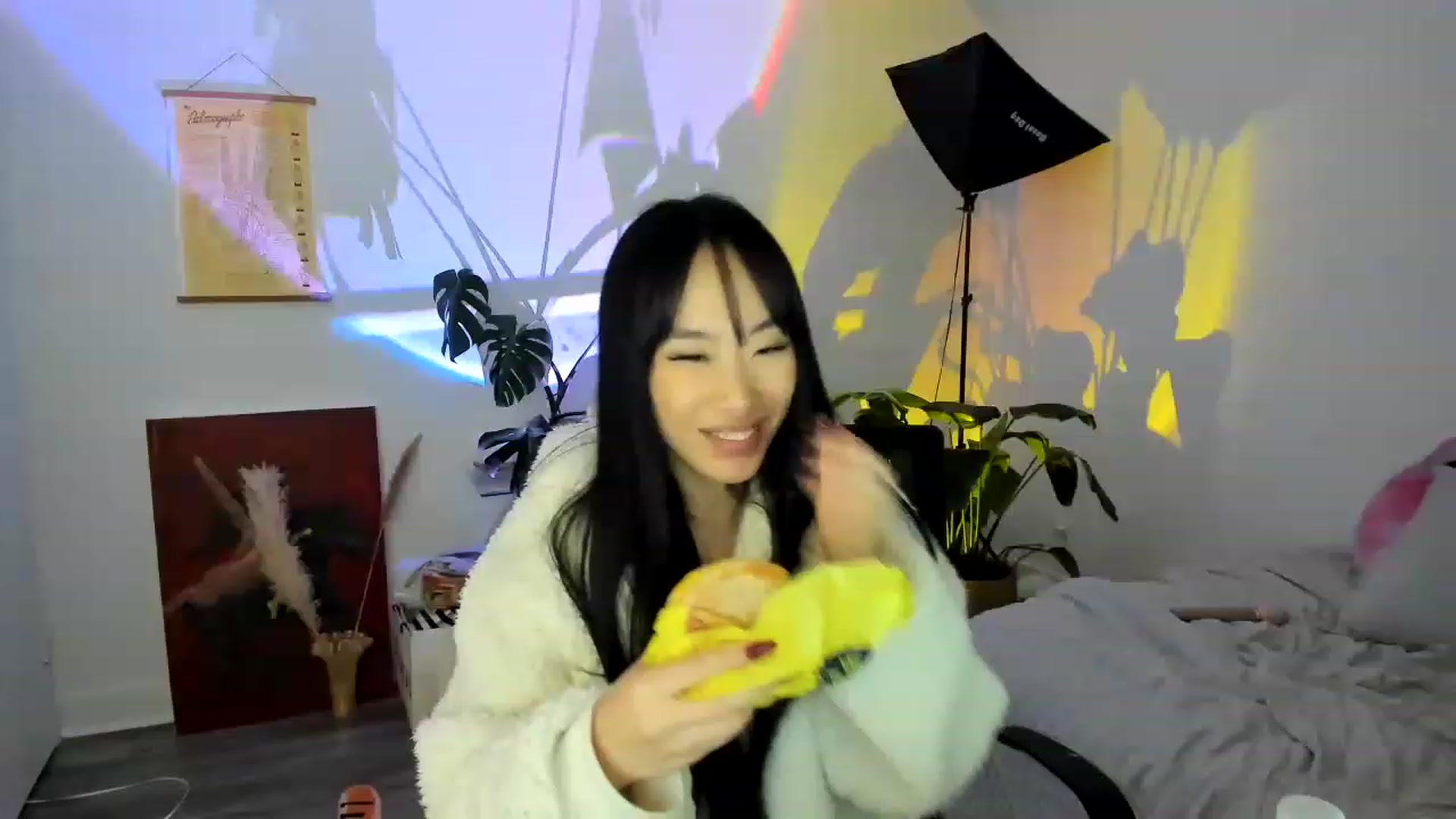 Gallery image thumbnail from BabieLee's myfreecams stream on, 12/31/2022, 09:23 image 18 of 20