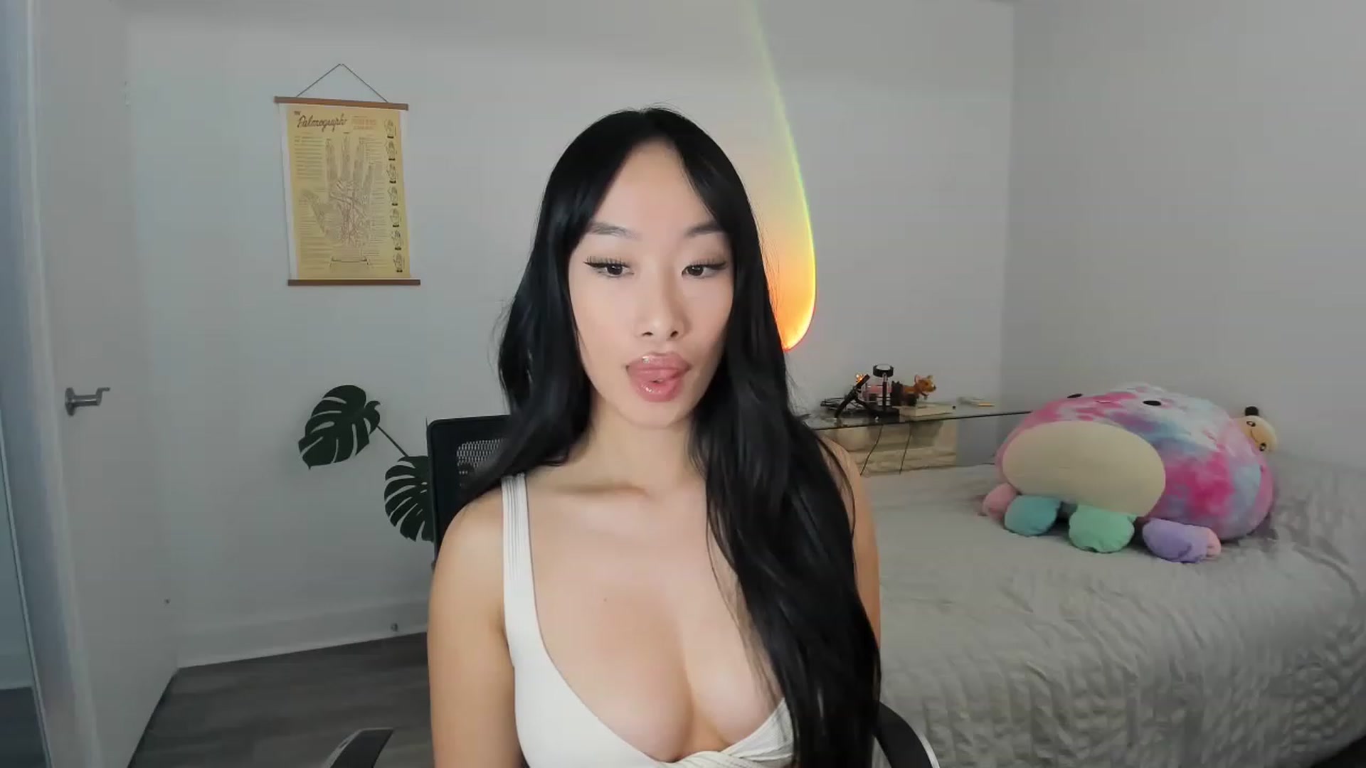 Gallery image thumbnail from BabieLee's myfreecams stream on, 03/06/2023, 24:01 image 2 of 20