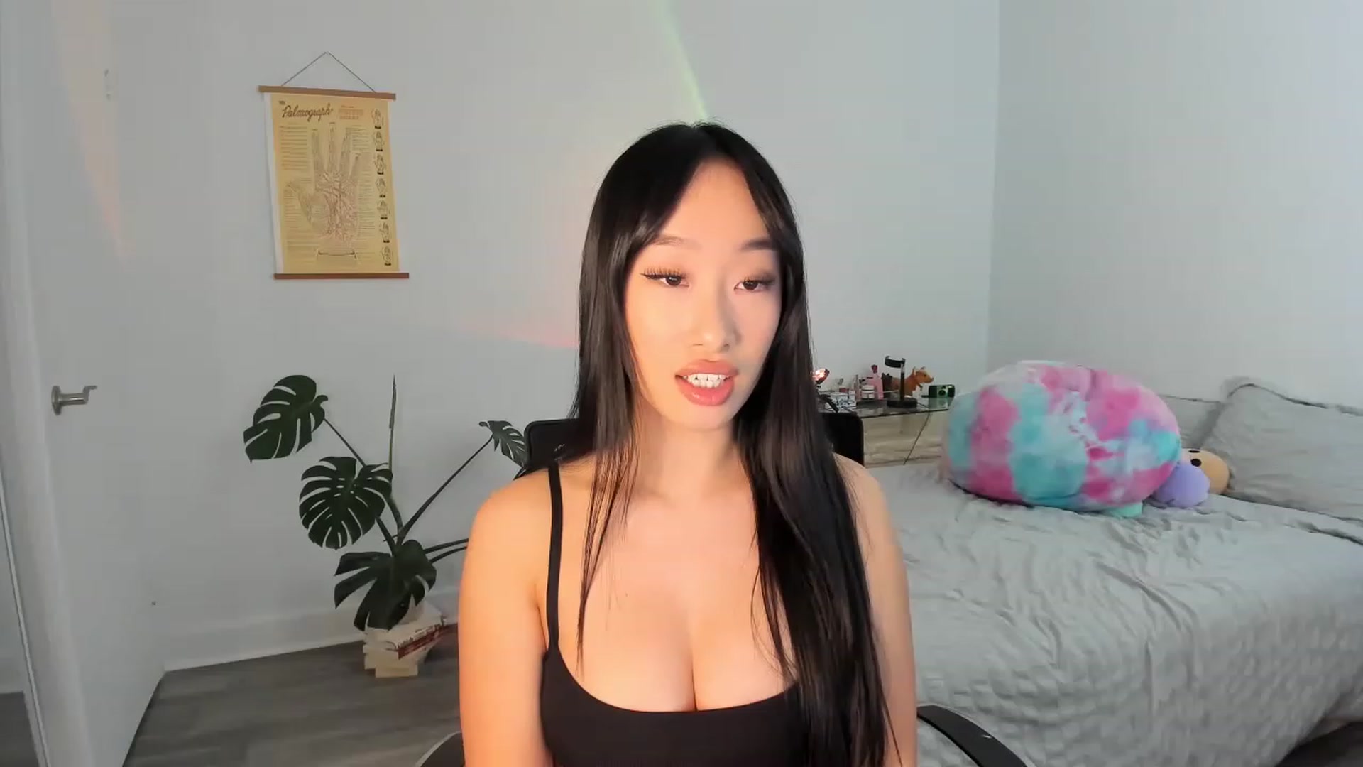 Gallery image thumbnail from BabieLee's myfreecams stream on, 03/10/2023, 24:32 image 14 of 20