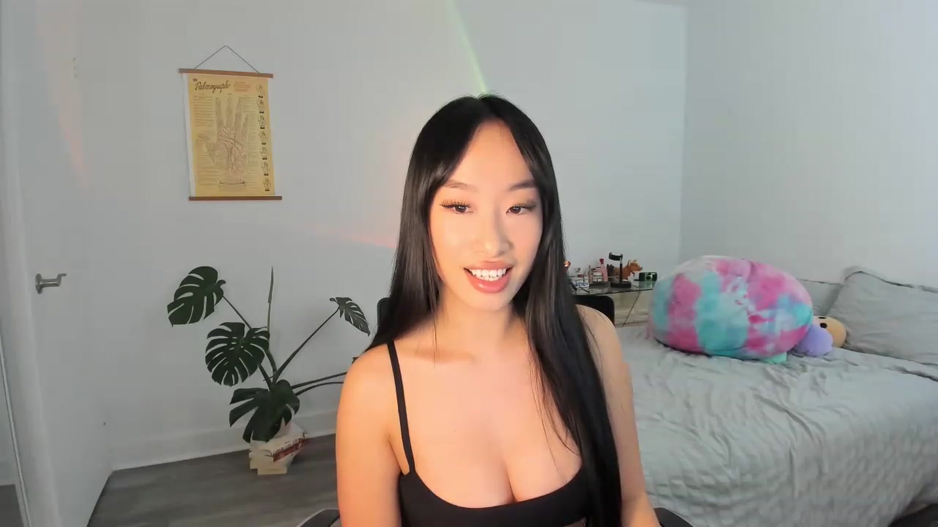 Gallery image thumbnail from BabieLee's myfreecams stream on, 03/10/2023, 24:32 image 19 of 20
