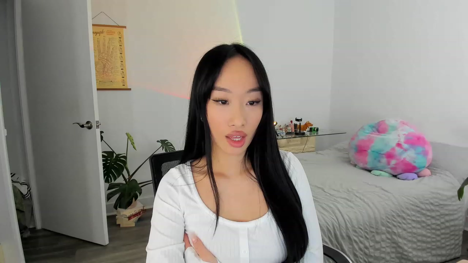 Gallery image thumbnail from BabieLee's myfreecams stream on, 03/12/2023, 24:51 image 3 of 20