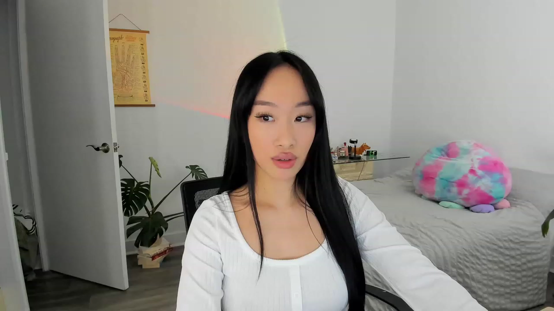 Gallery image thumbnail from BabieLee's myfreecams stream on, 03/12/2023, 24:51 image 1 of 20