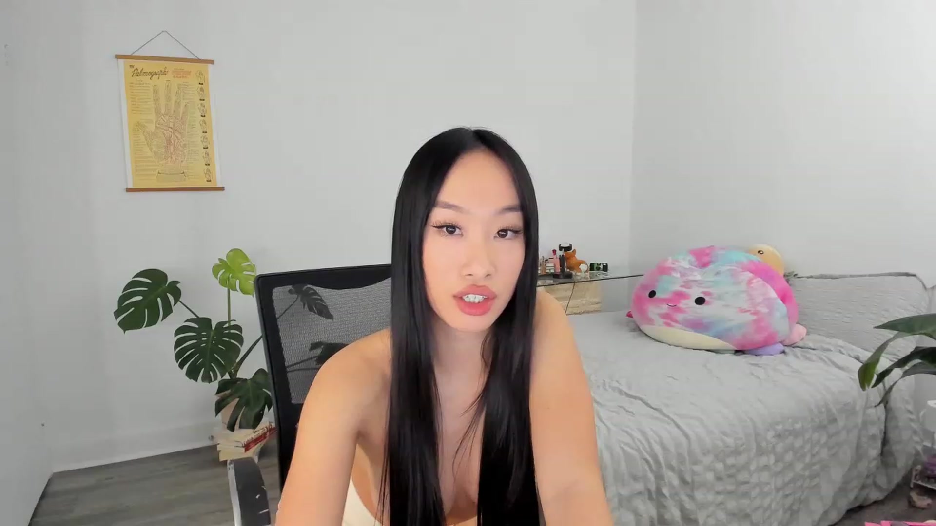 Gallery image thumbnail from BabieLee's myfreecams stream on, 03/15/2023, 23:53 image 17 of 20