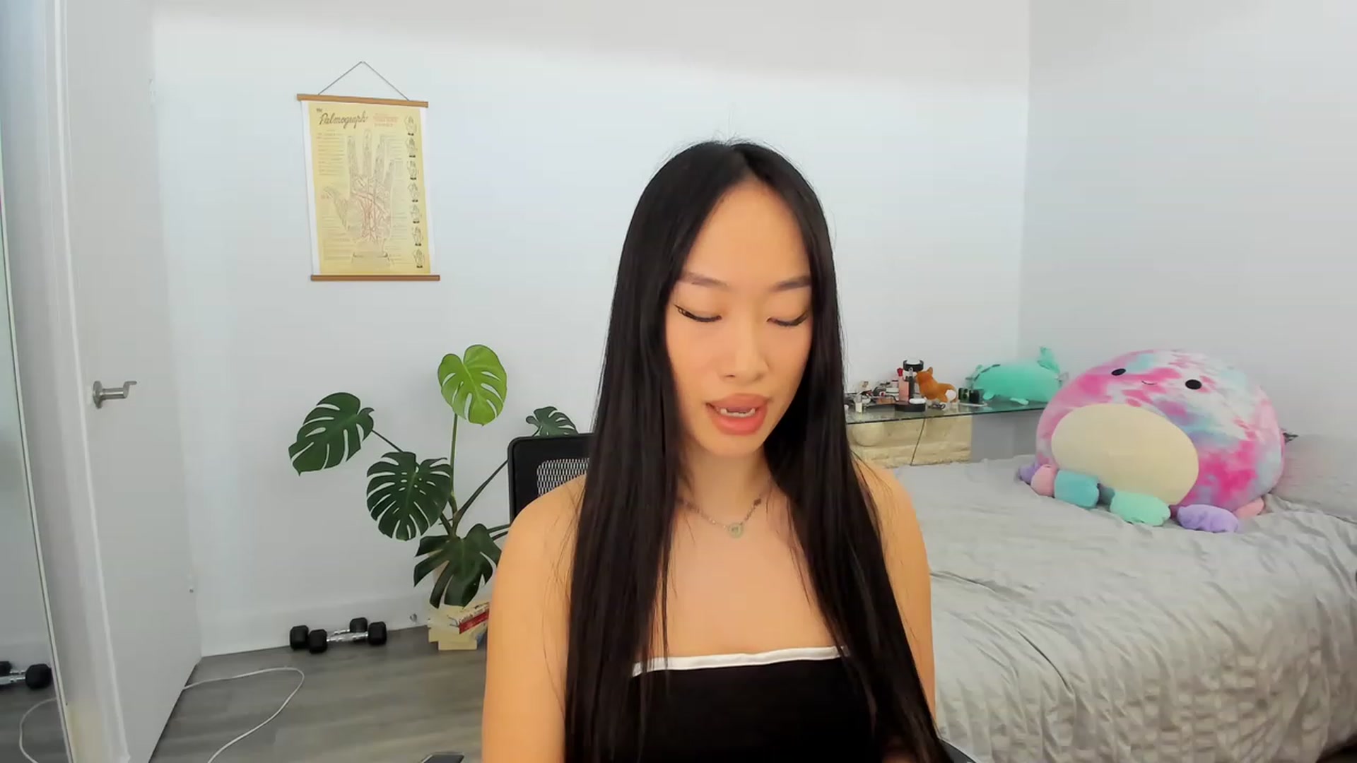 Gallery image thumbnail from BabieLee's myfreecams stream on, 03/22/2023, 18:50 image 17 of 20
