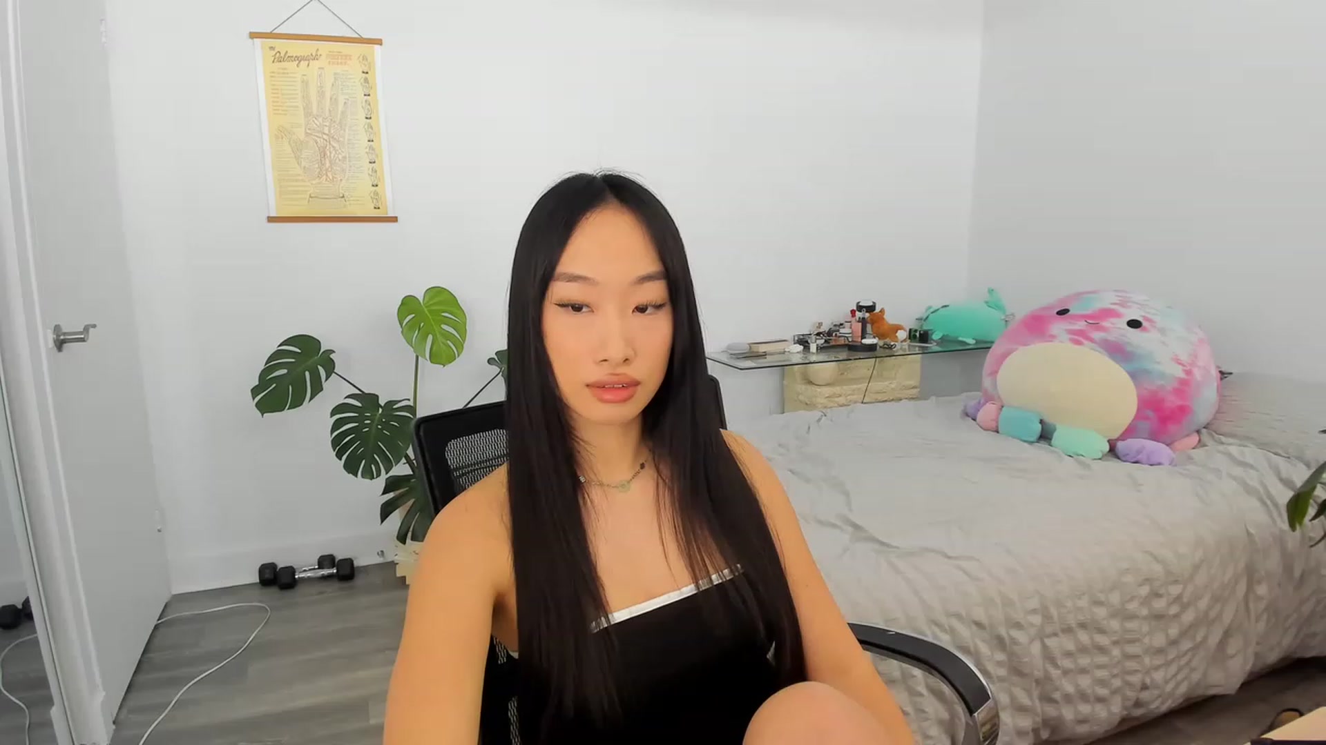 Gallery image thumbnail from BabieLee's myfreecams stream on, 03/22/2023, 20:02 image 19 of 20