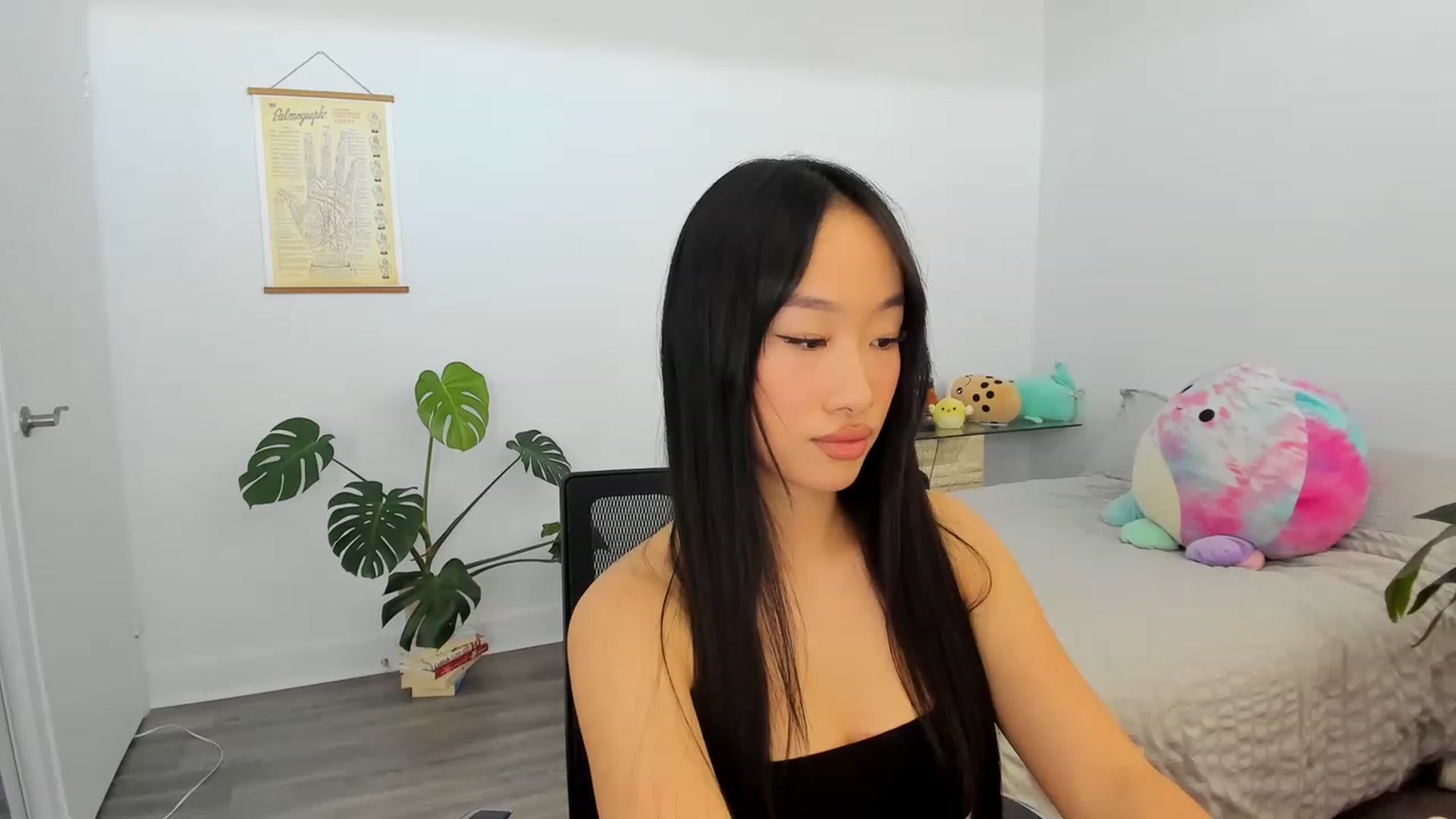 Gallery image thumbnail from BabieLee's myfreecams stream on, 03/24/2023, 20:31 image 12 of 20