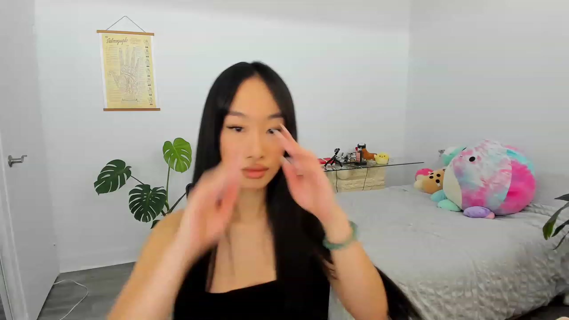 Gallery image thumbnail from BabieLee's myfreecams stream on, 03/24/2023, 20:31 image 16 of 20