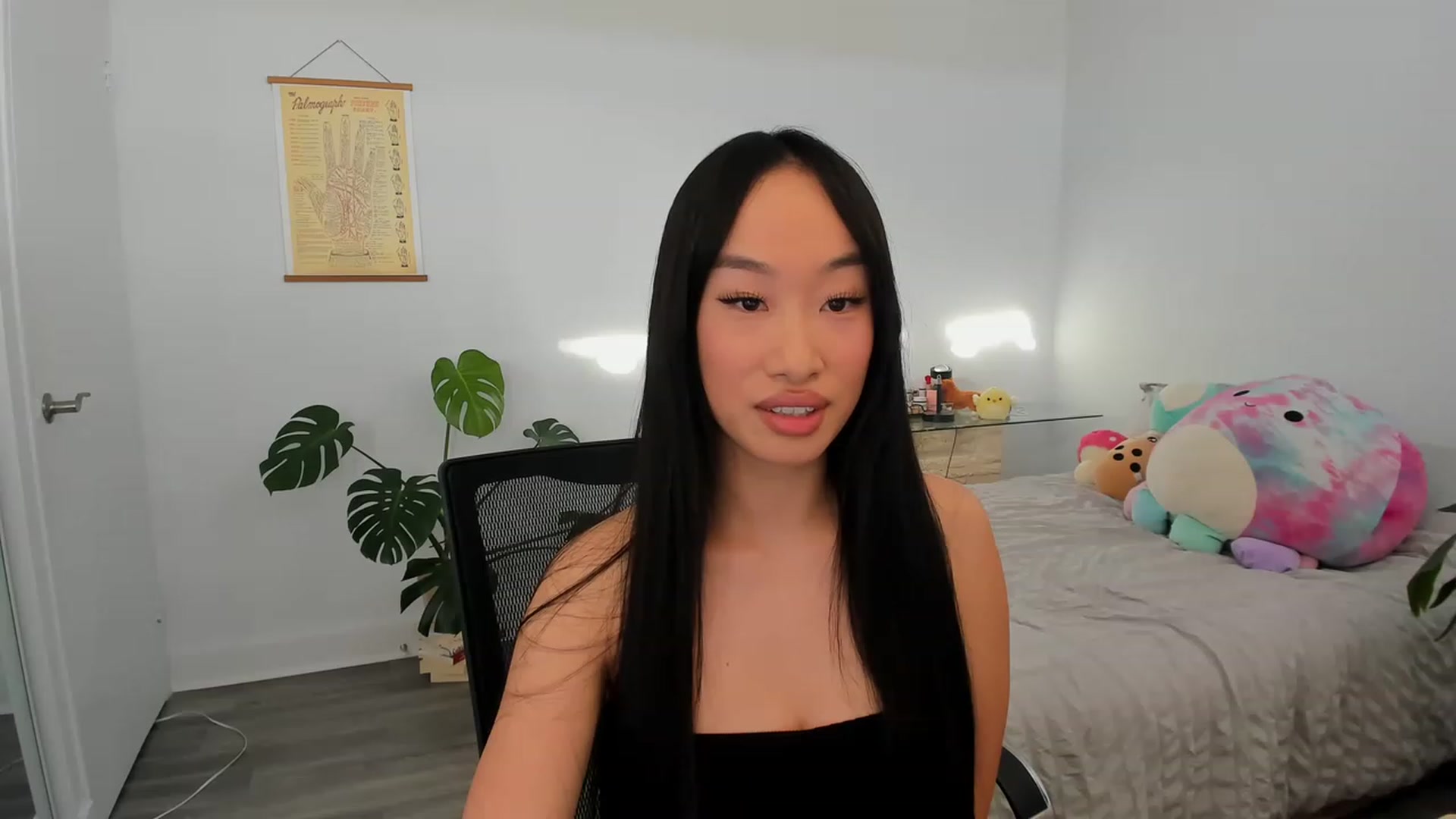 Gallery image thumbnail from BabieLee's myfreecams stream on, 03/24/2023, 22:28 image 9 of 20