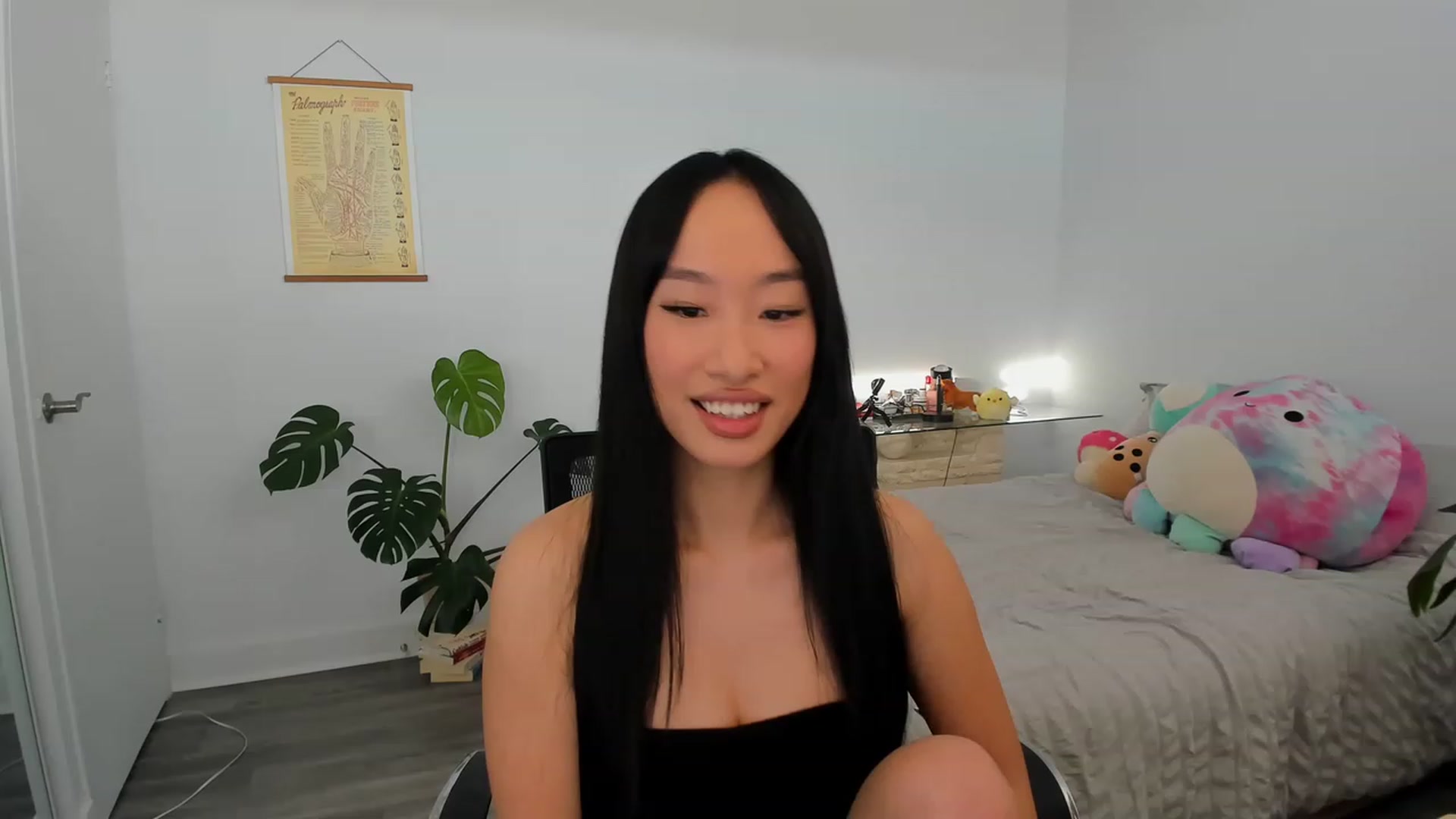 Gallery image thumbnail from BabieLee's myfreecams stream on, 03/24/2023, 22:28 image 6 of 20