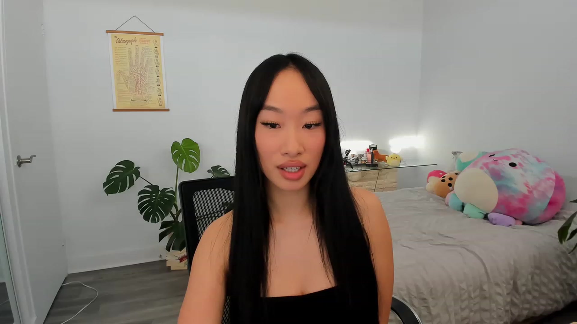 Gallery image thumbnail from BabieLee's myfreecams stream on, 03/24/2023, 22:28 image 7 of 20