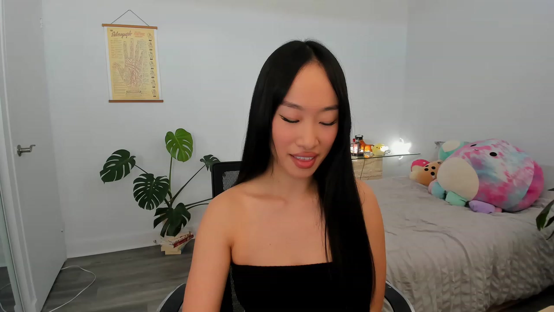 Gallery image thumbnail from BabieLee's myfreecams stream on, 03/24/2023, 22:28 image 4 of 20