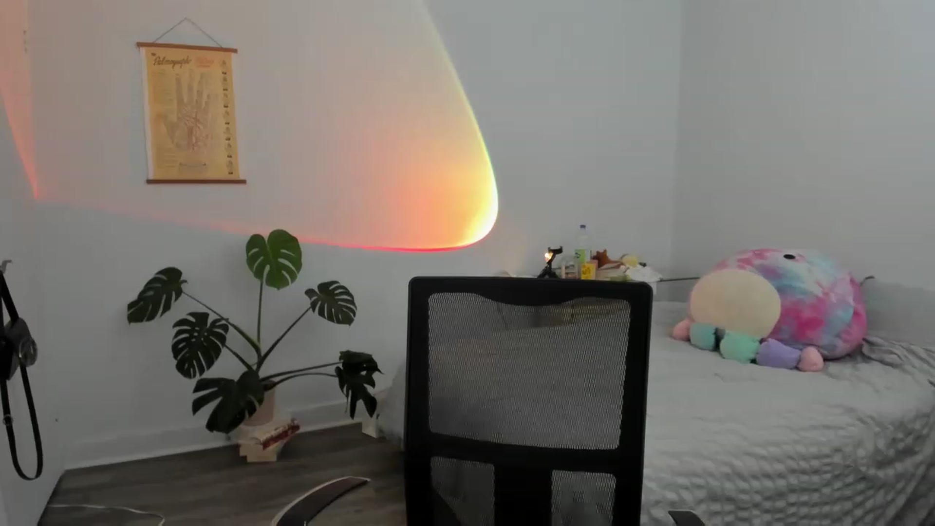Gallery image thumbnail from BabieLee's myfreecams stream on, 03/28/2023, 24:11 image 16 of 20
