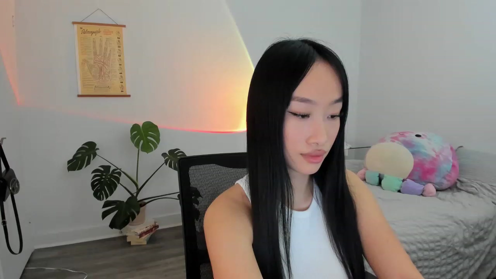 Gallery image thumbnail from BabieLee's myfreecams stream on, 03/28/2023, 24:11 image 17 of 20