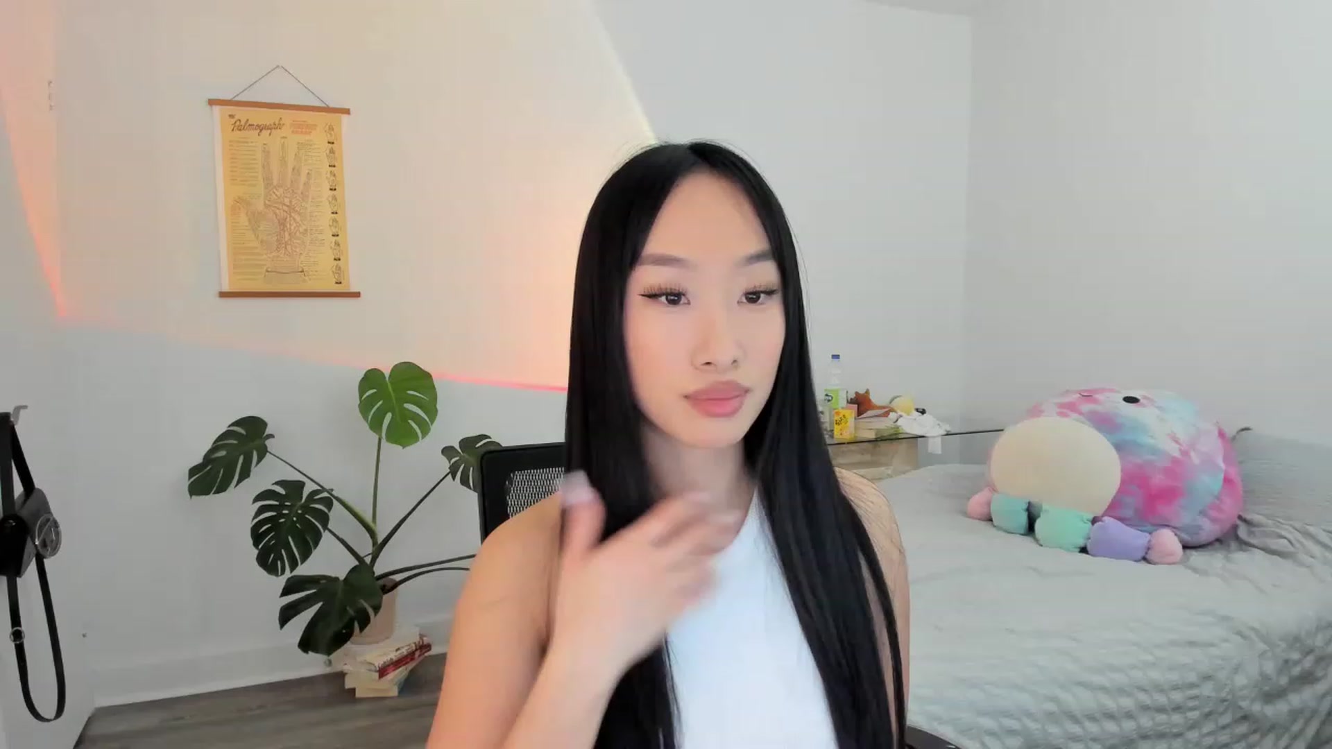 Gallery image thumbnail from BabieLee's myfreecams stream on, 03/28/2023, 24:11 image 2 of 20