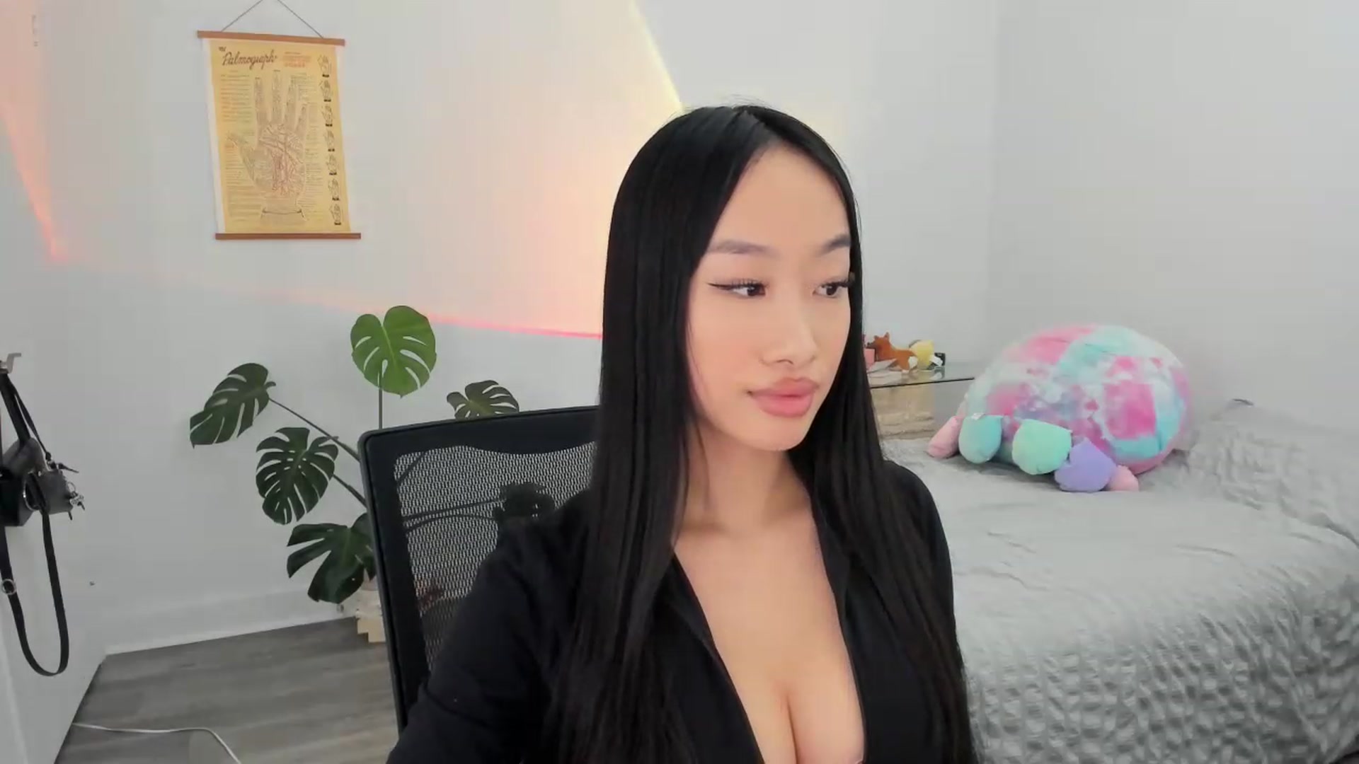 Gallery image thumbnail from BabieLee's myfreecams stream on, 03/29/2023, 05:02 image 15 of 20