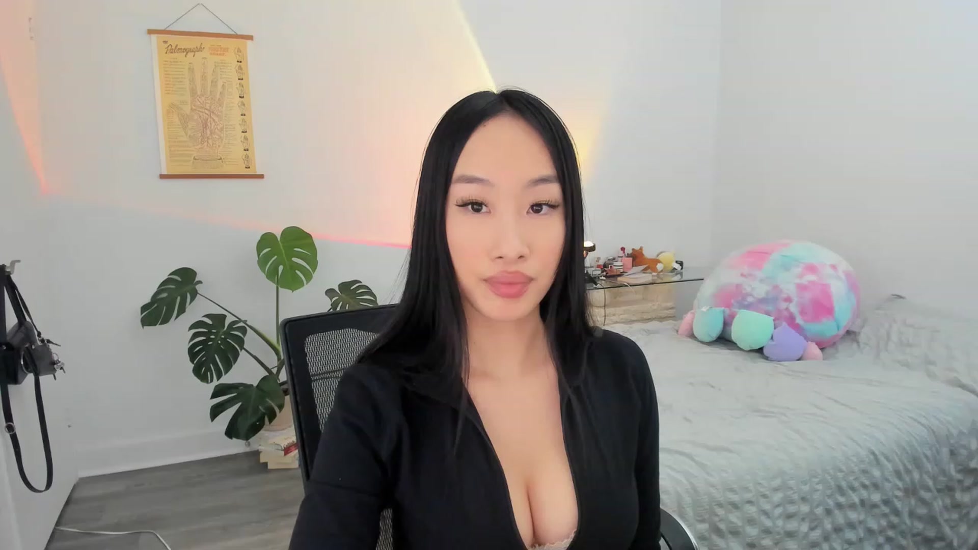 Gallery image thumbnail from BabieLee's myfreecams stream on, 03/29/2023, 05:02 image 18 of 20