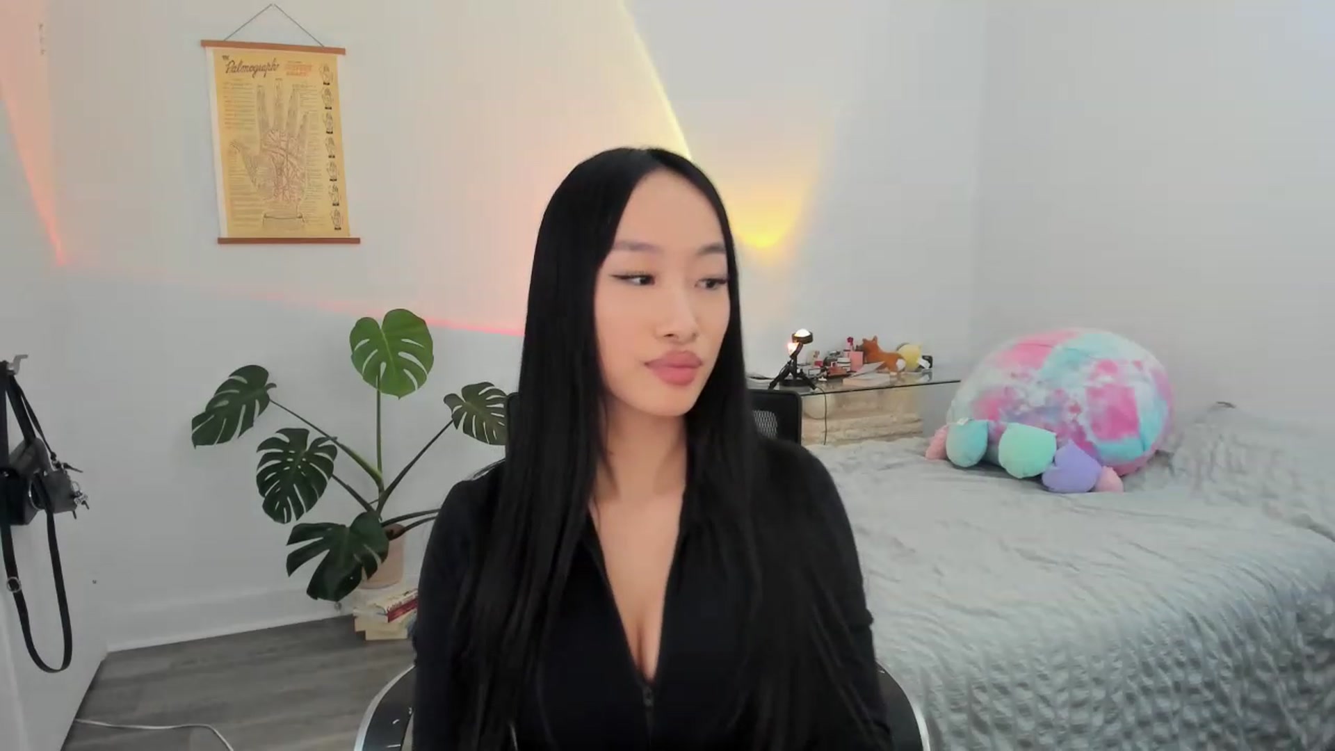 Gallery image thumbnail from BabieLee's myfreecams stream on, 03/29/2023, 05:02 image 19 of 20