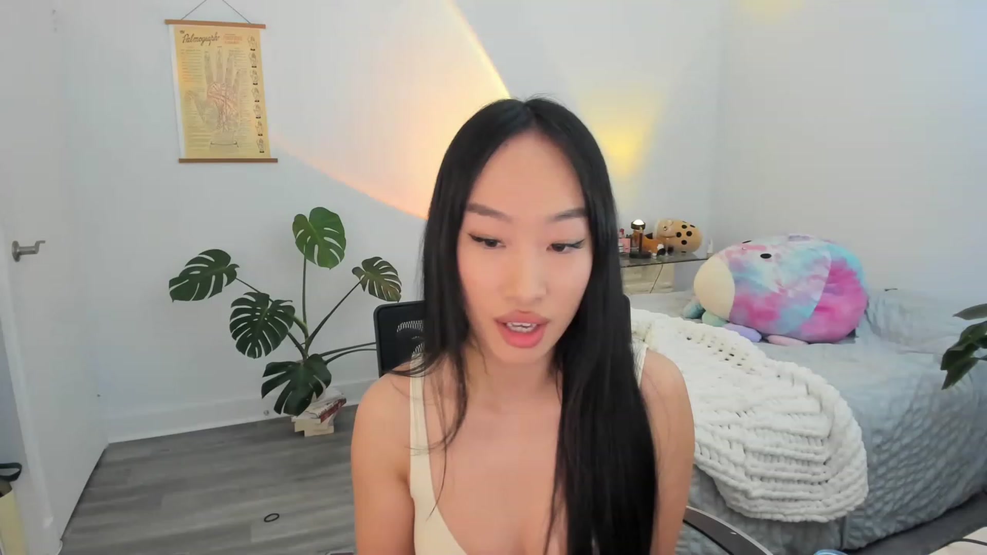 Gallery image thumbnail from BabieLee's myfreecams stream on, 04/12/2023, 05:55 image 2 of 20