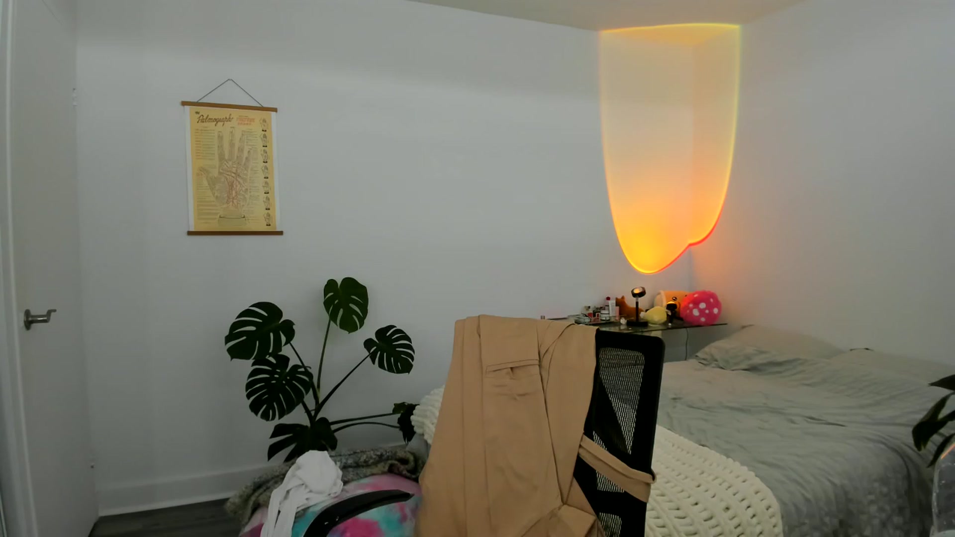 Gallery image thumbnail from BabieLee's myfreecams stream on, 04/27/2023, 19:21 image 13 of 20