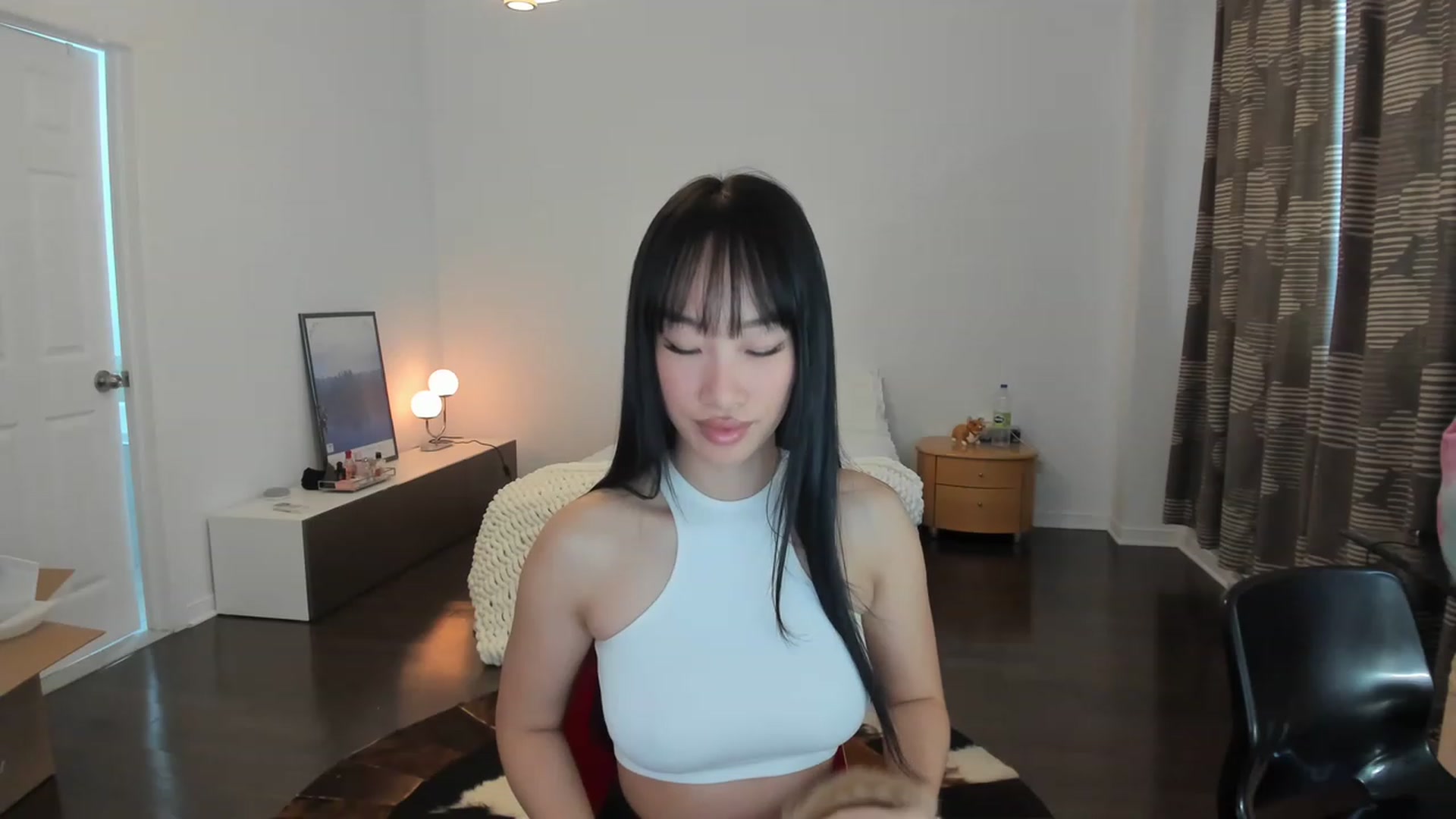 Gallery image thumbnail from BabieLee's myfreecams stream on, 06/03/2023, 18:23 image 16 of 20