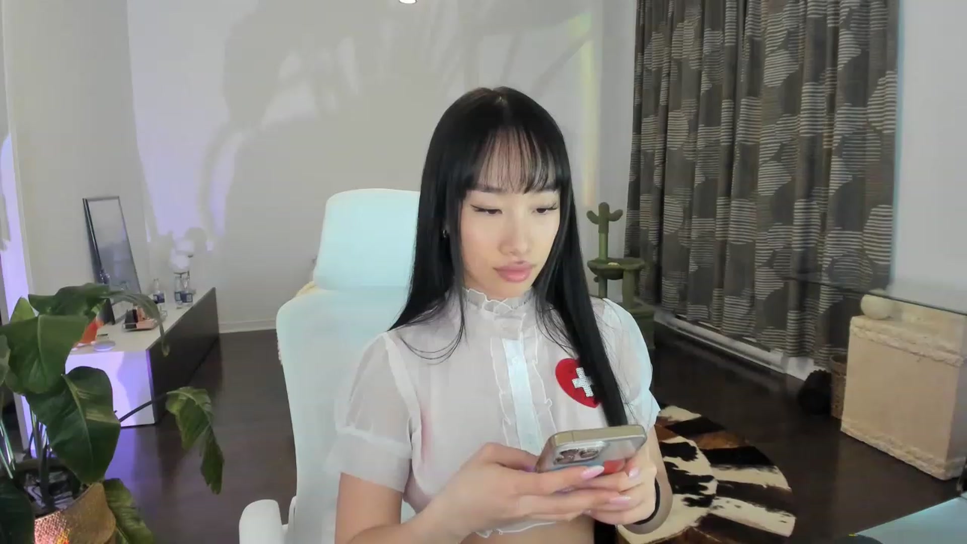 Gallery image thumbnail from BabieLee's myfreecams stream on, 06/12/2023, 03:42 image 16 of 20