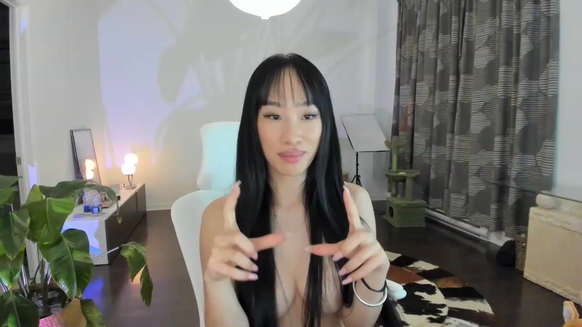 Gallery image thumbnail from BabieLee's myfreecams stream on, 06/16/2023, 07:10 image 5 of 20