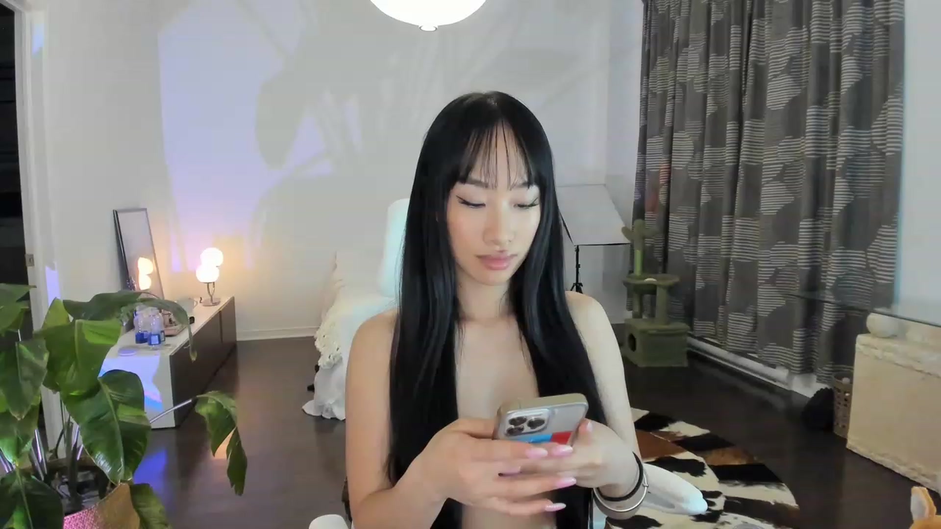 Gallery image thumbnail from BabieLee's myfreecams stream on, 06/16/2023, 07:10 image 6 of 20