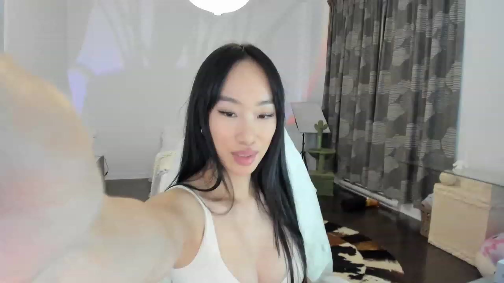 Gallery image thumbnail from BabieLee's myfreecams stream on, 06/21/2023, 03:56 image 5 of 20