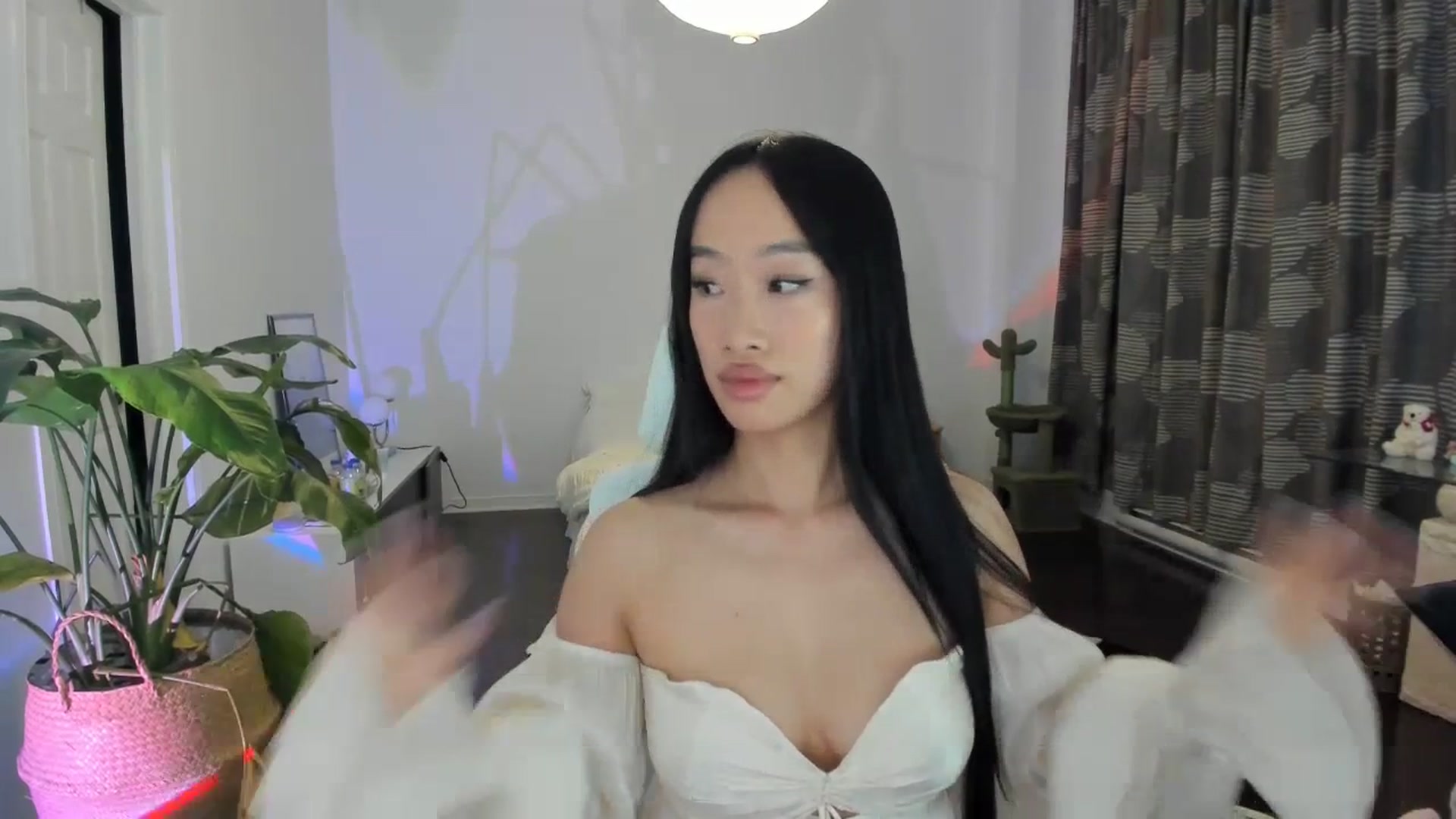 Gallery image thumbnail from BabieLee's myfreecams stream on, 07/02/2023, 05:17 image 17 of 20