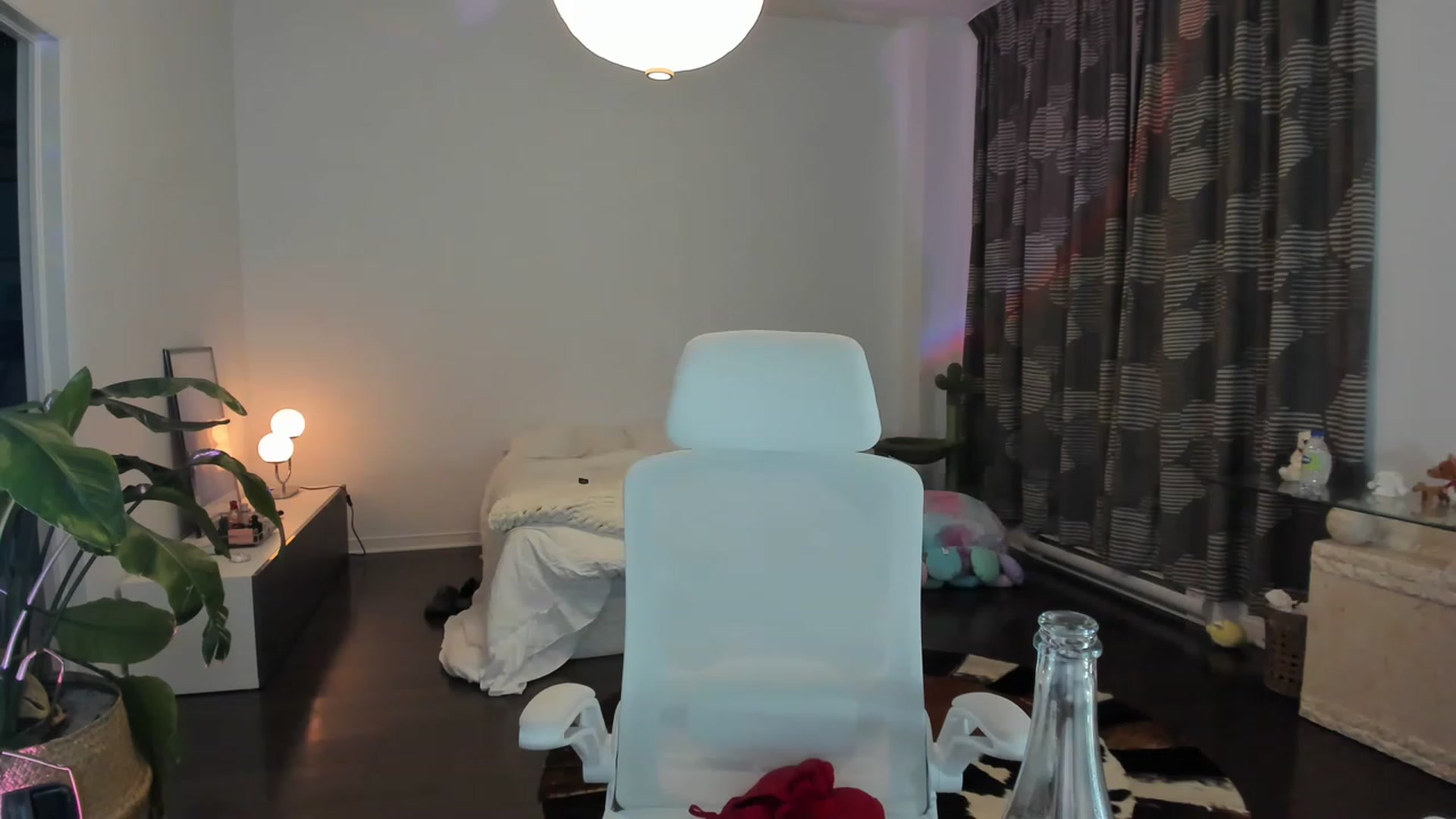 Gallery image thumbnail from BabieLee's myfreecams stream on, 07/05/2023, 07:07 image 10 of 20