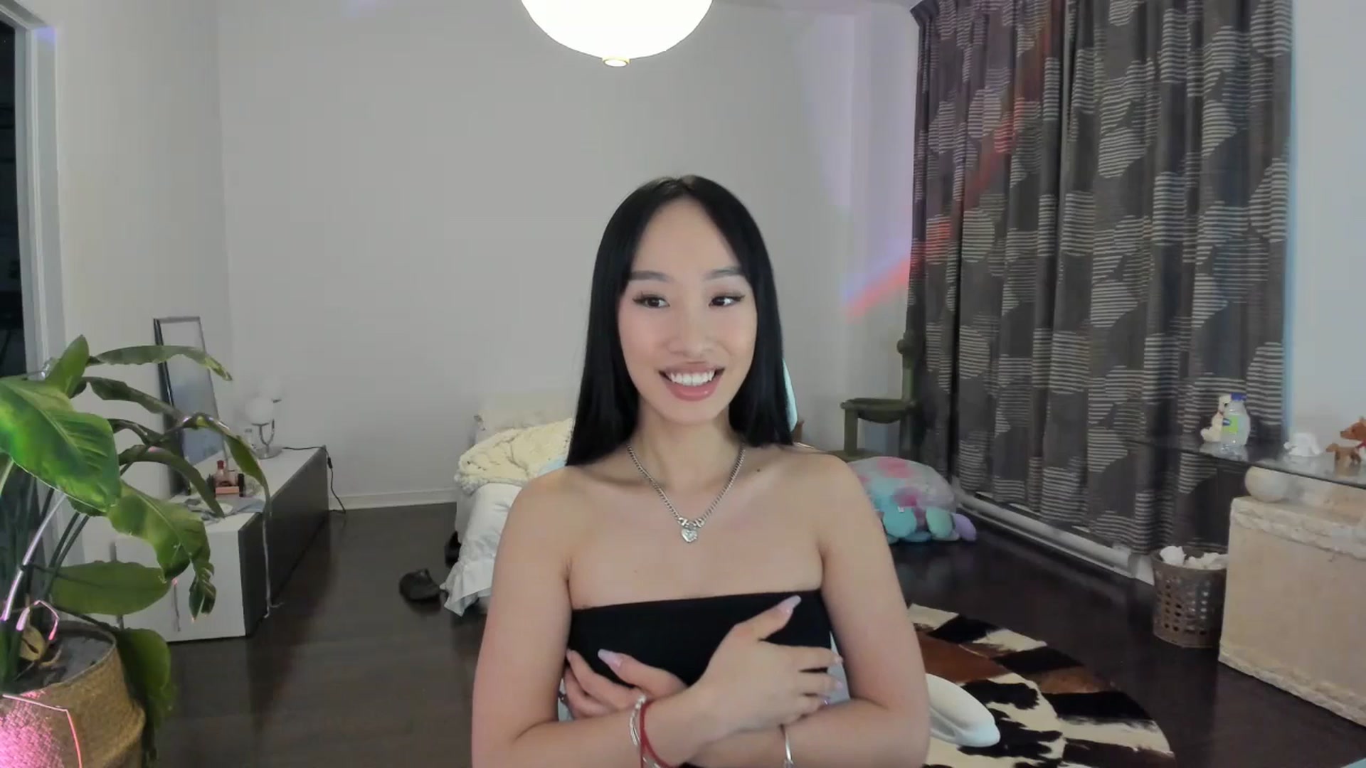 Gallery image thumbnail from BabieLee's myfreecams stream on, 07/06/2023, 05:41 image 6 of 20