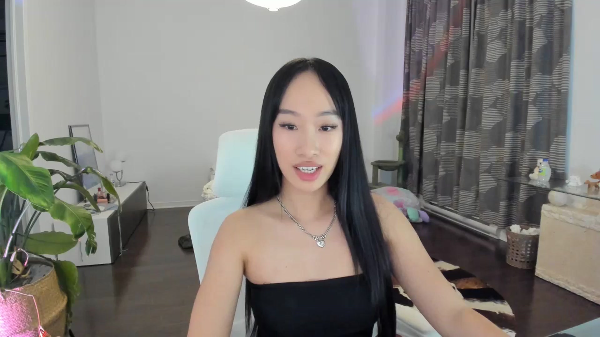 Gallery image thumbnail from BabieLee's myfreecams stream on, 07/06/2023, 07:05 image 2 of 20