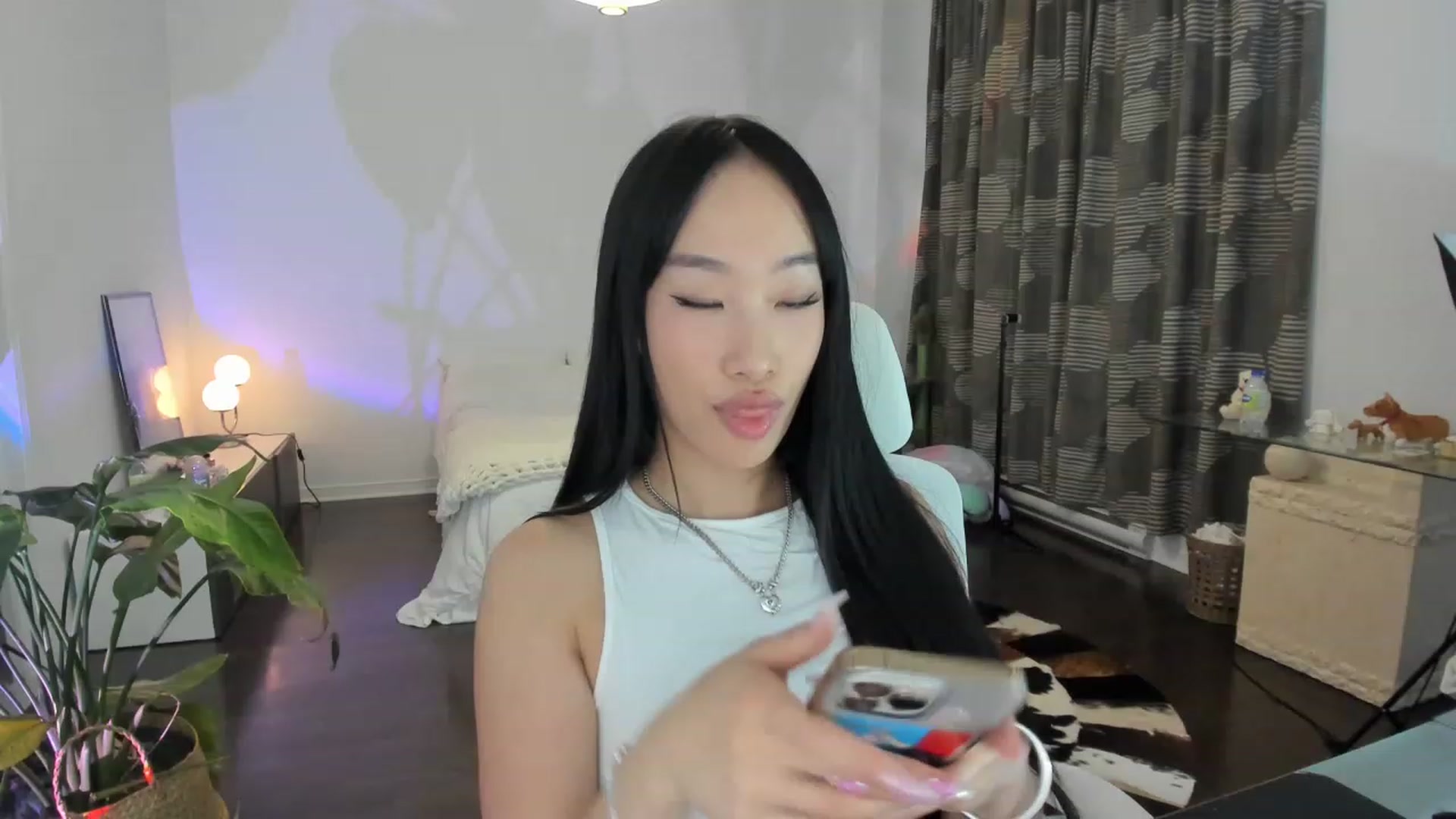 Gallery image thumbnail from BabieLee's myfreecams stream on, 07/08/2023, 05:17 image 12 of 20