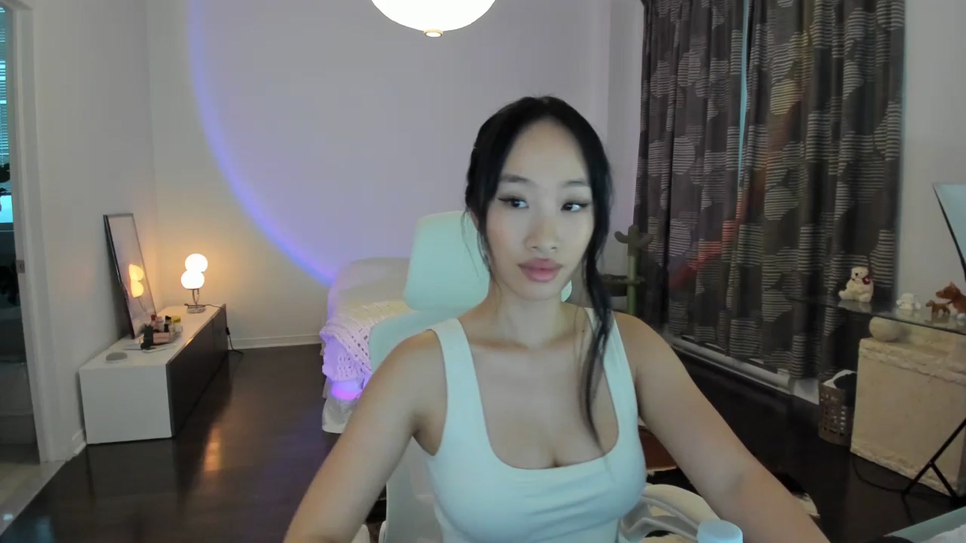 Gallery image thumbnail from BabieLee's myfreecams stream on, 07/13/2023, 22:52 image 2 of 20