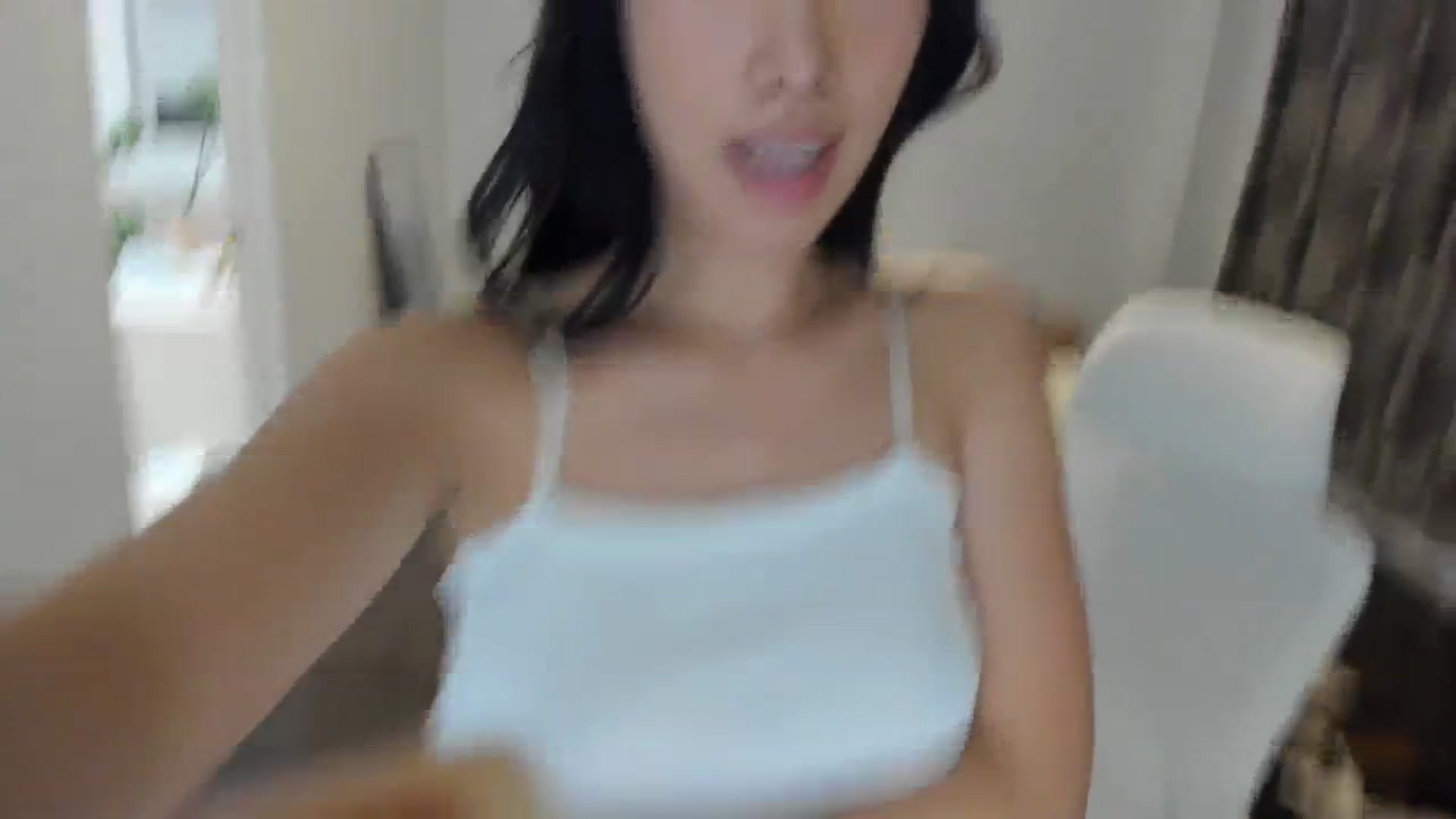 Gallery image thumbnail from BabieLee's myfreecams stream on, 08/01/2023, 04:51 image 5 of 20