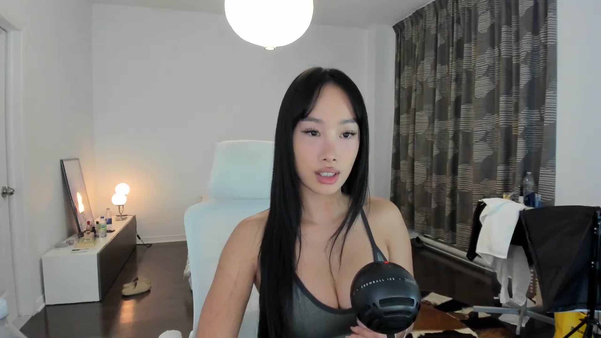 Gallery image thumbnail from BabieLee's myfreecams stream on, 10/18/2023, 02:34 image 5 of 20