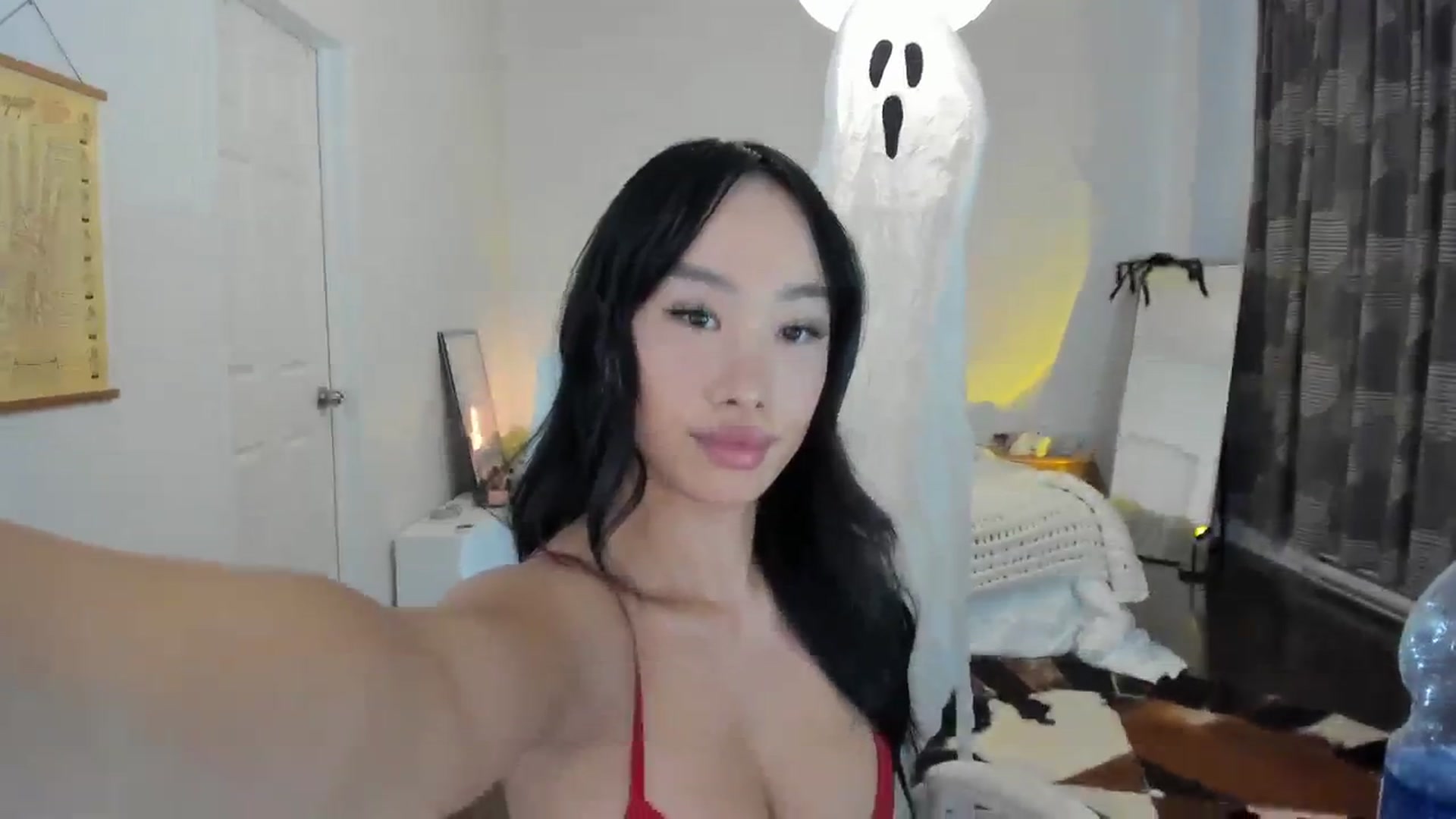 Gallery image thumbnail from BabieLee's myfreecams stream on, 10/25/2023, 04:29 image 4 of 20