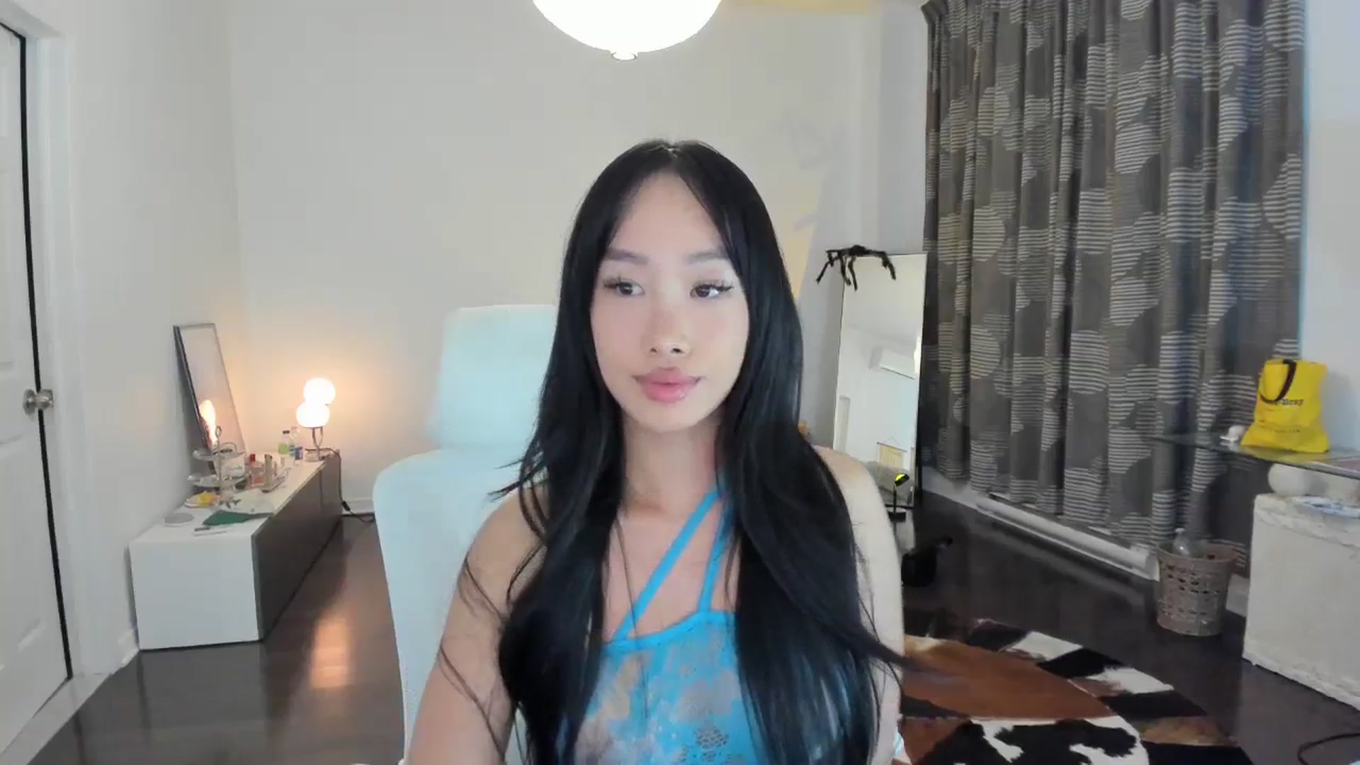 Gallery image thumbnail from BabieLee's myfreecams stream on, 10/29/2023, 03:22 image 18 of 20